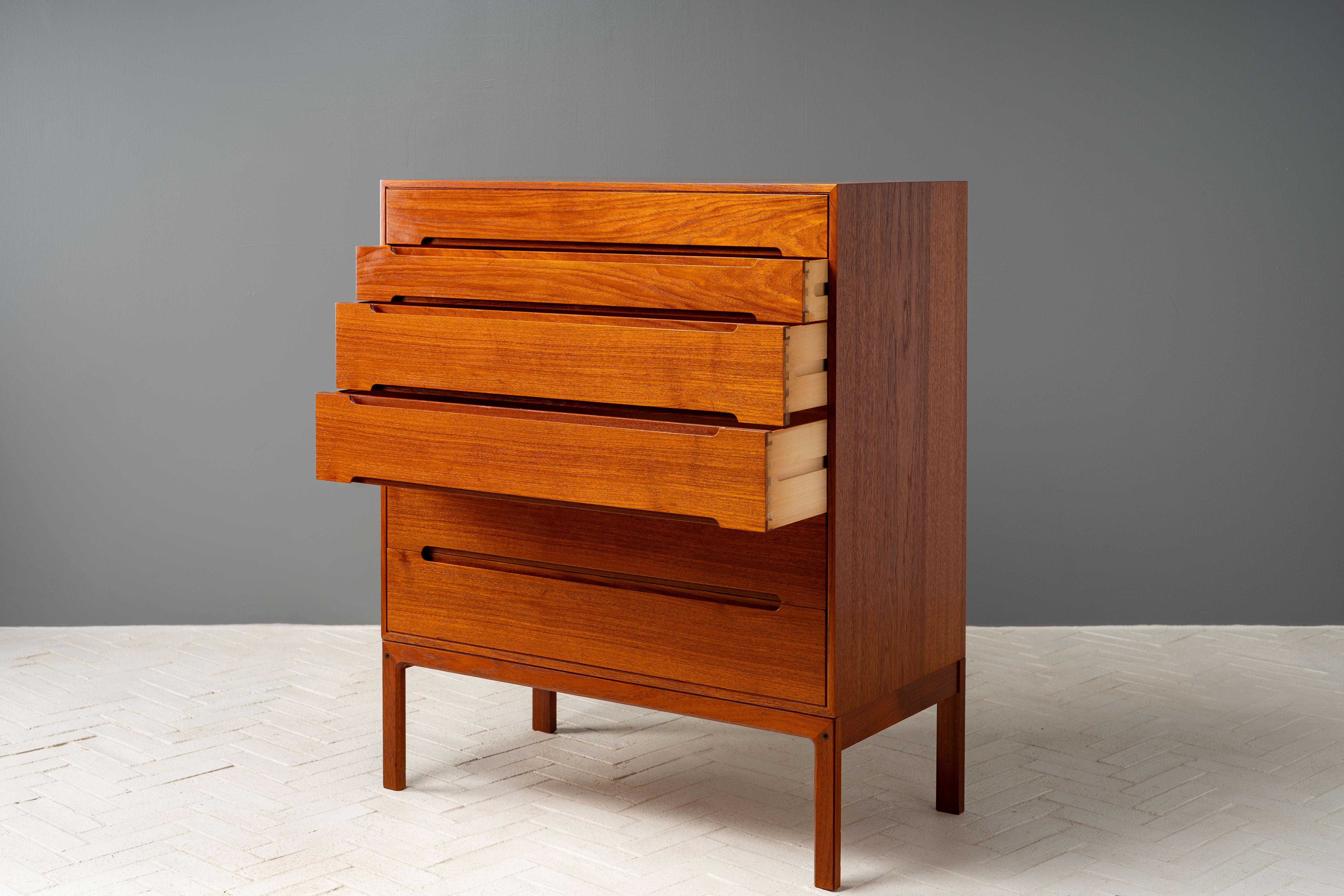 Cassapanca in teak Arne Wahl Iversen In condizioni buone in vendita a Cambridge, US