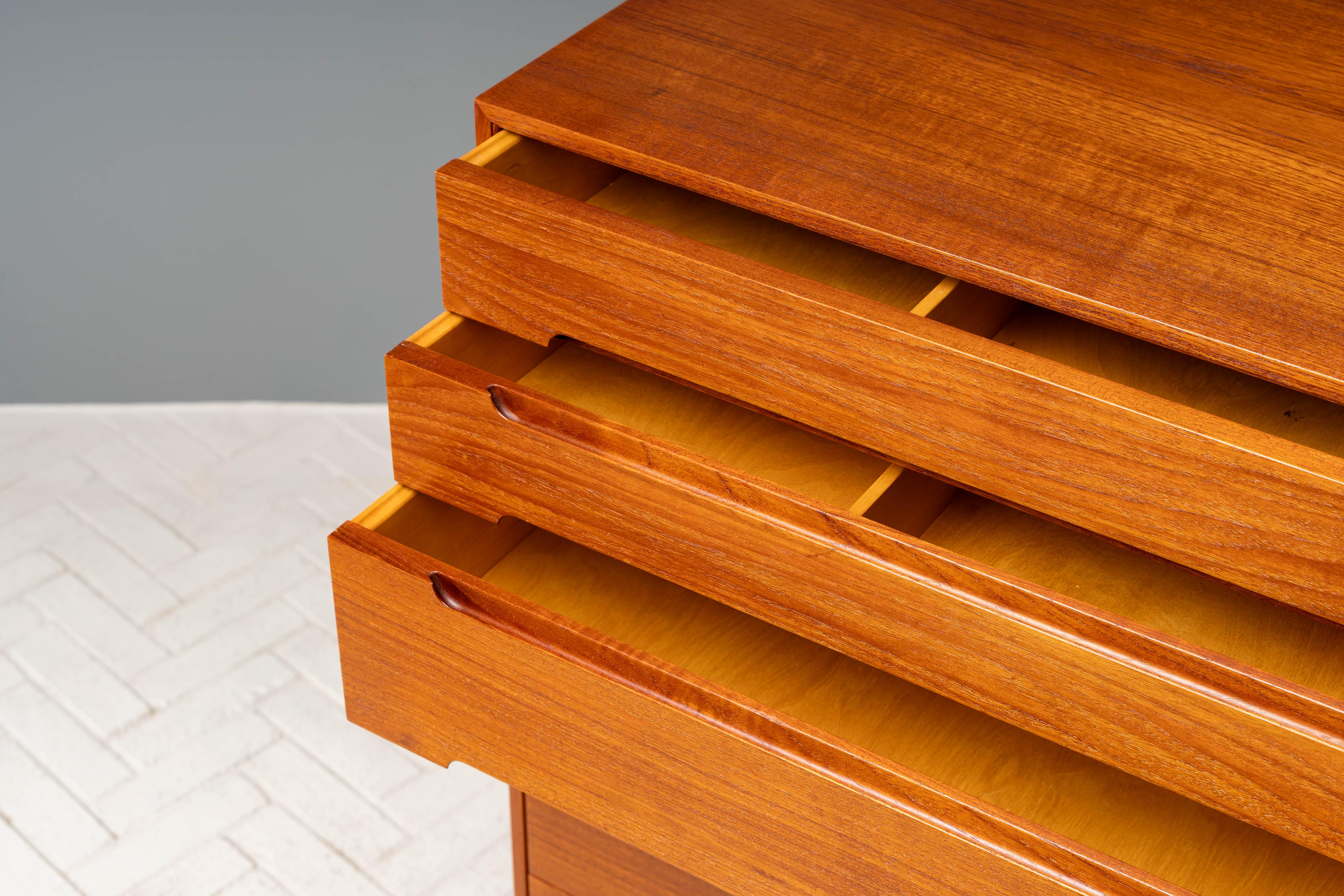 Metà XX secolo Cassapanca in teak Arne Wahl Iversen in vendita