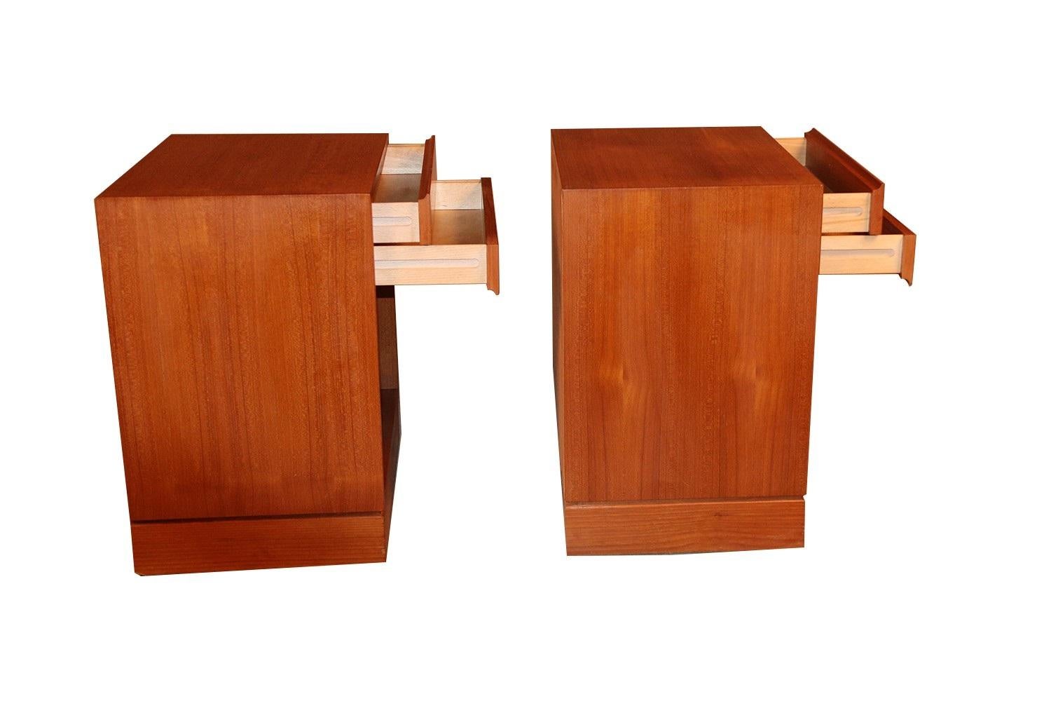 Late 20th Century Arne Wahl Iversen Teak Danish Modern Nightstands End Side Tables Pair