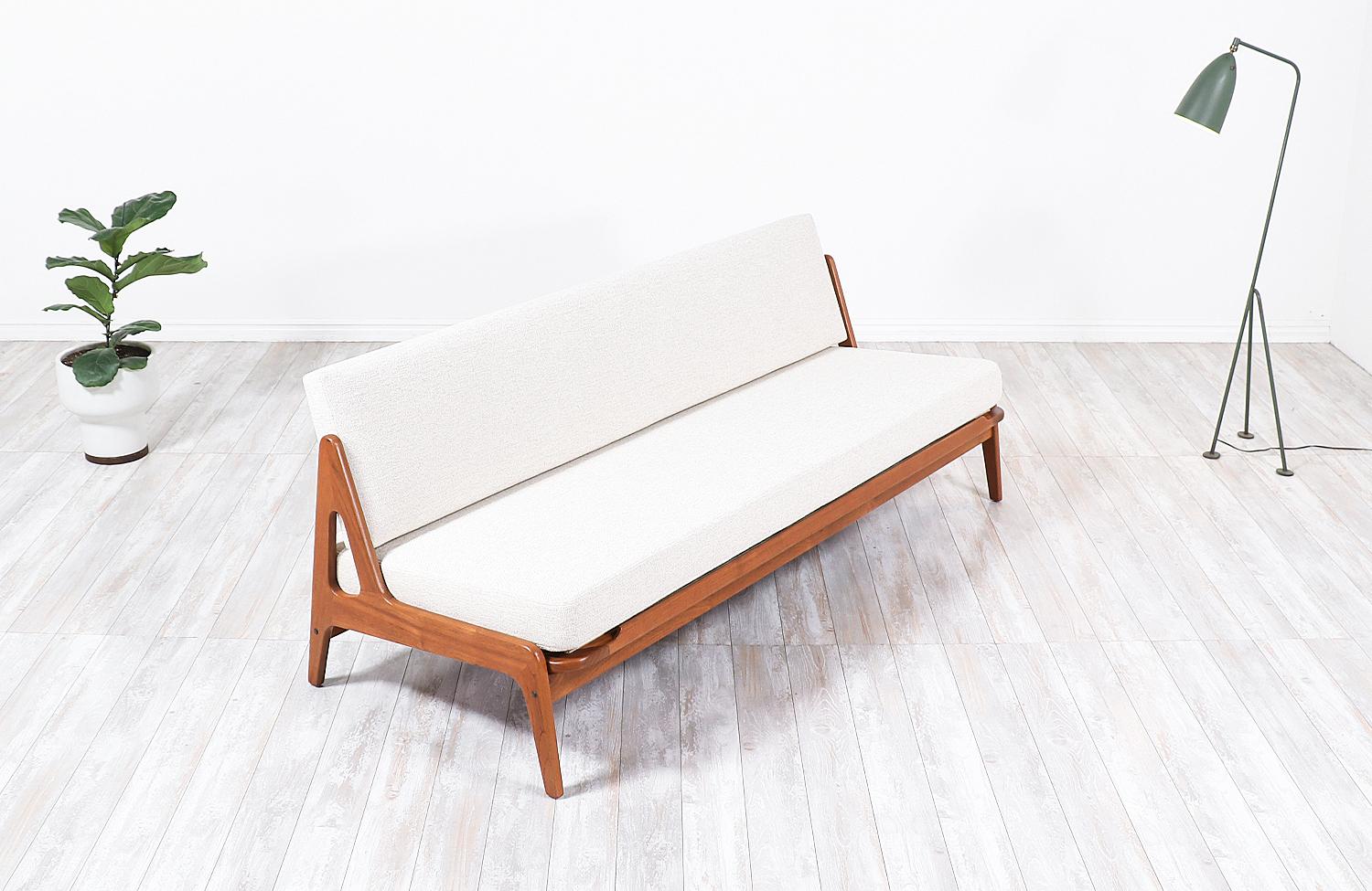 Arne Wahl Iversen Teak Daybed Sofa for Komfort 1