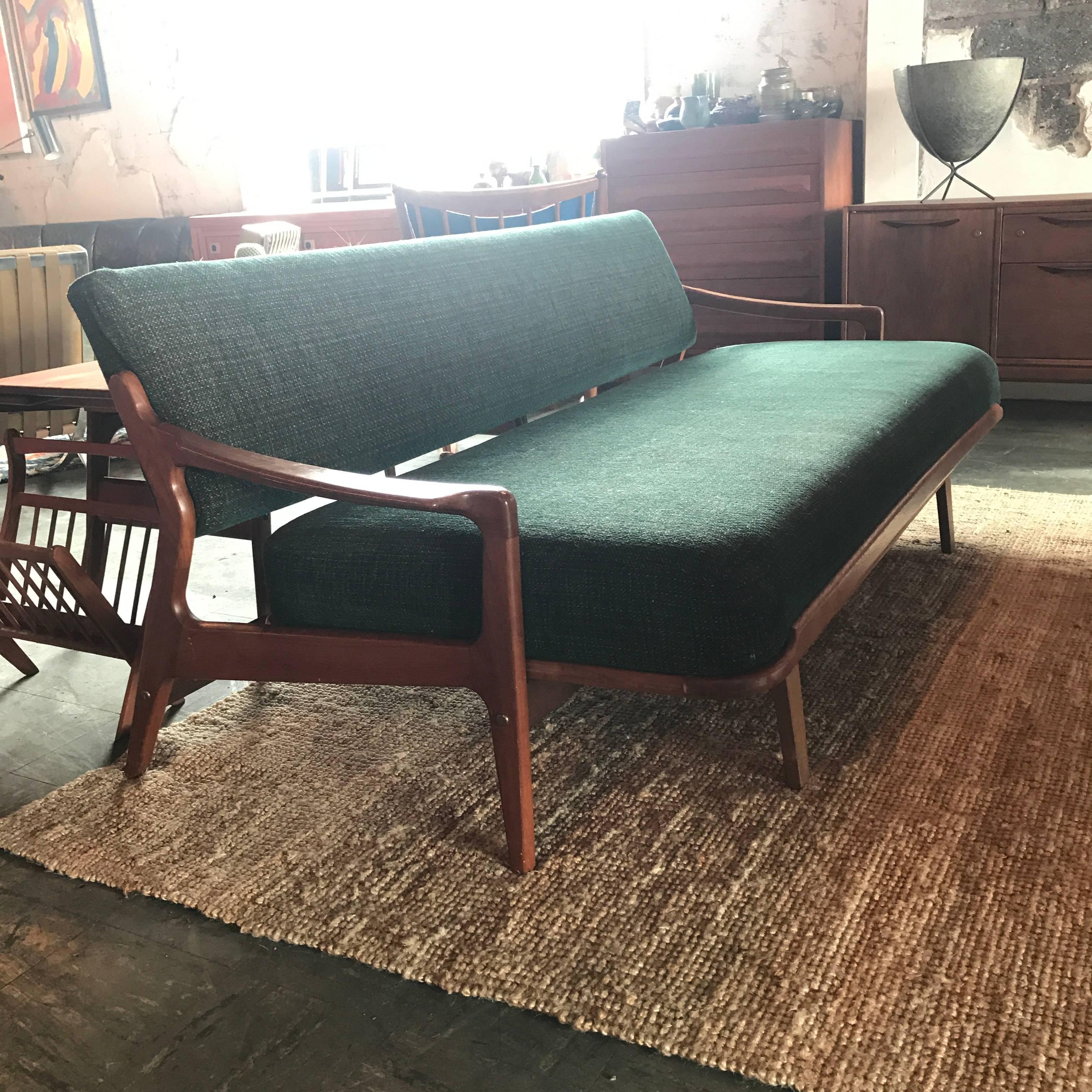 Mid-Century Modern Arne Wahl Iversen Teak Sofa Couch Day Bed Danish Modern Midcentury
