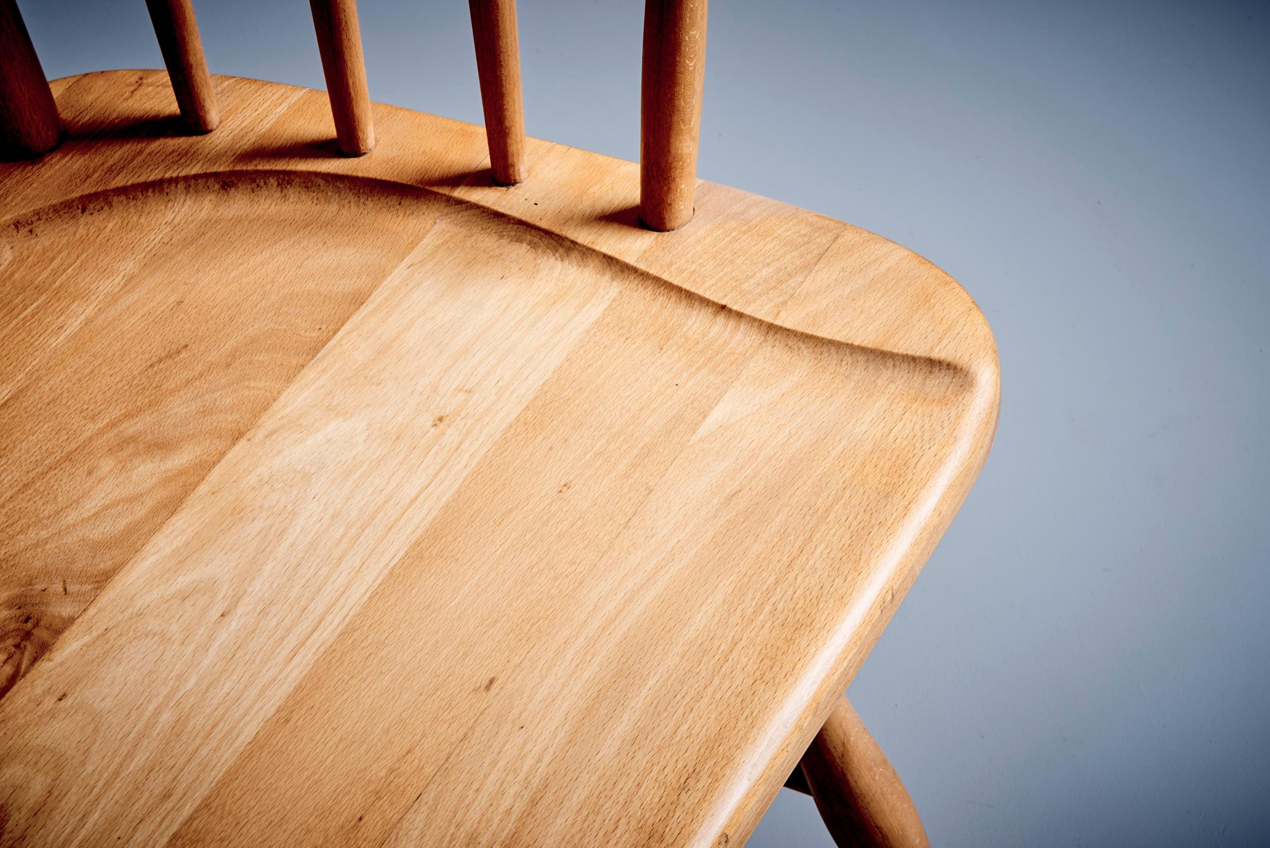 Metà XX secolo Arno Lambrecht Highback Windsor Lounge Chair in vendita