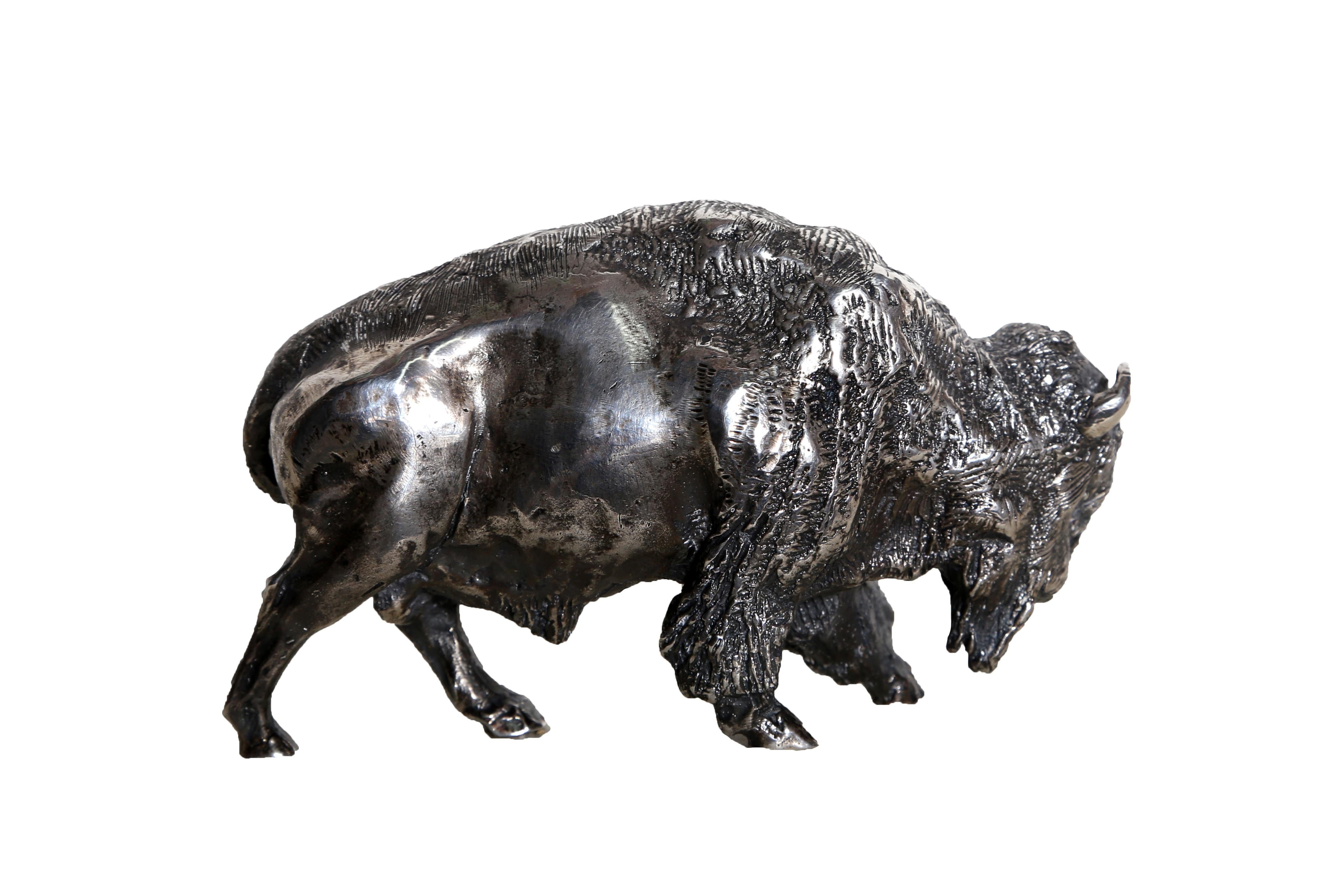 Buffalo, scultura in argento di Arnold Goldstein in vendita 3