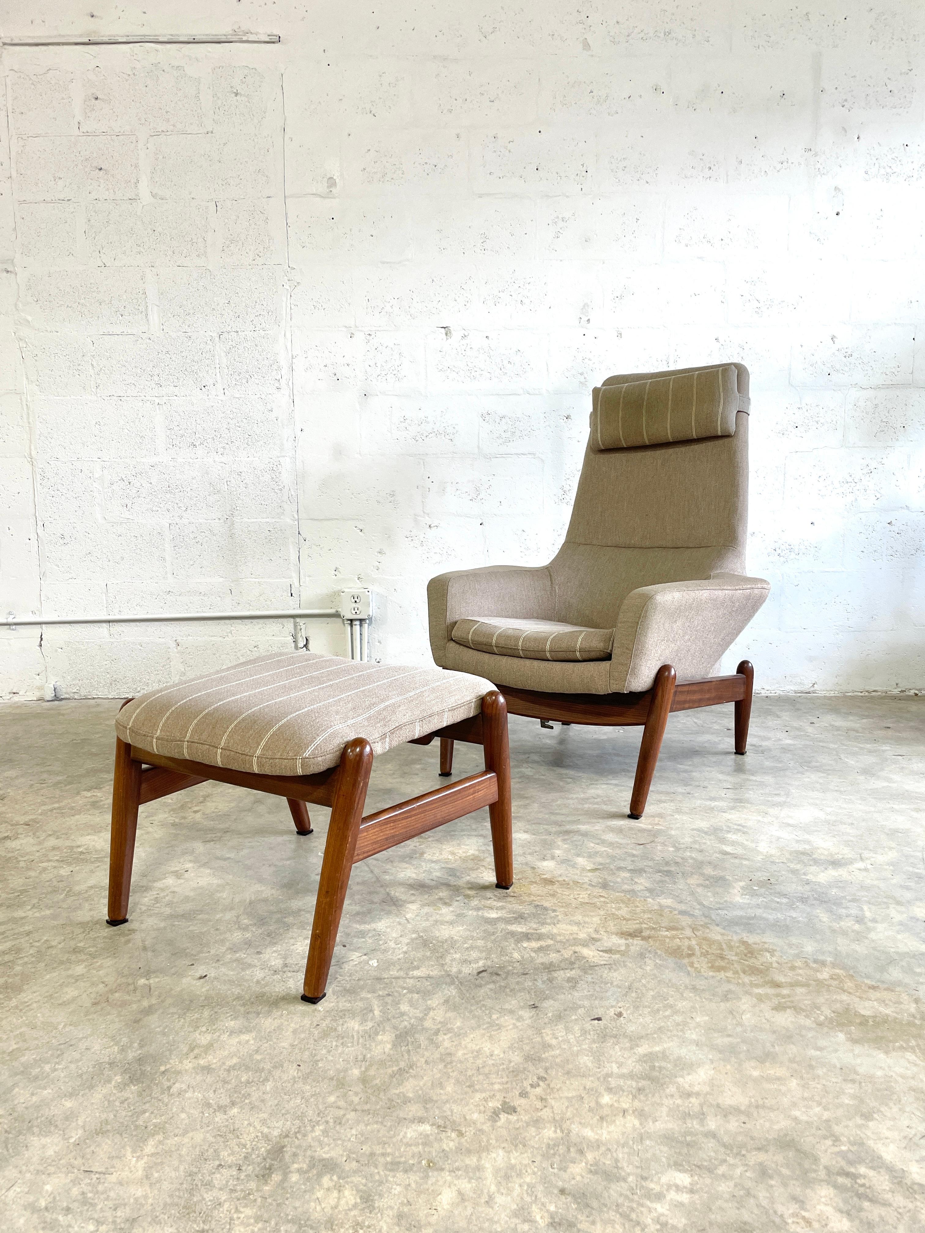 Rare Arnold Madsen and Schubell MS20 Highback Lounge Chair Recliner and Ottoman. Chair reclines to other positions or locks in place. Ottoman is also adjustable. Made in Denmark. Original fabric. 31w 30d 41h 16seat / otto 24w 16h 20d
