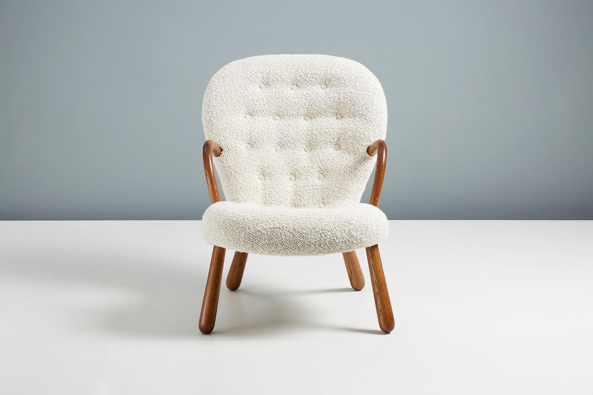 Scandinave moderne Réédition de la chaise Clam en peau de mouton d'Arnold Madsen en vente