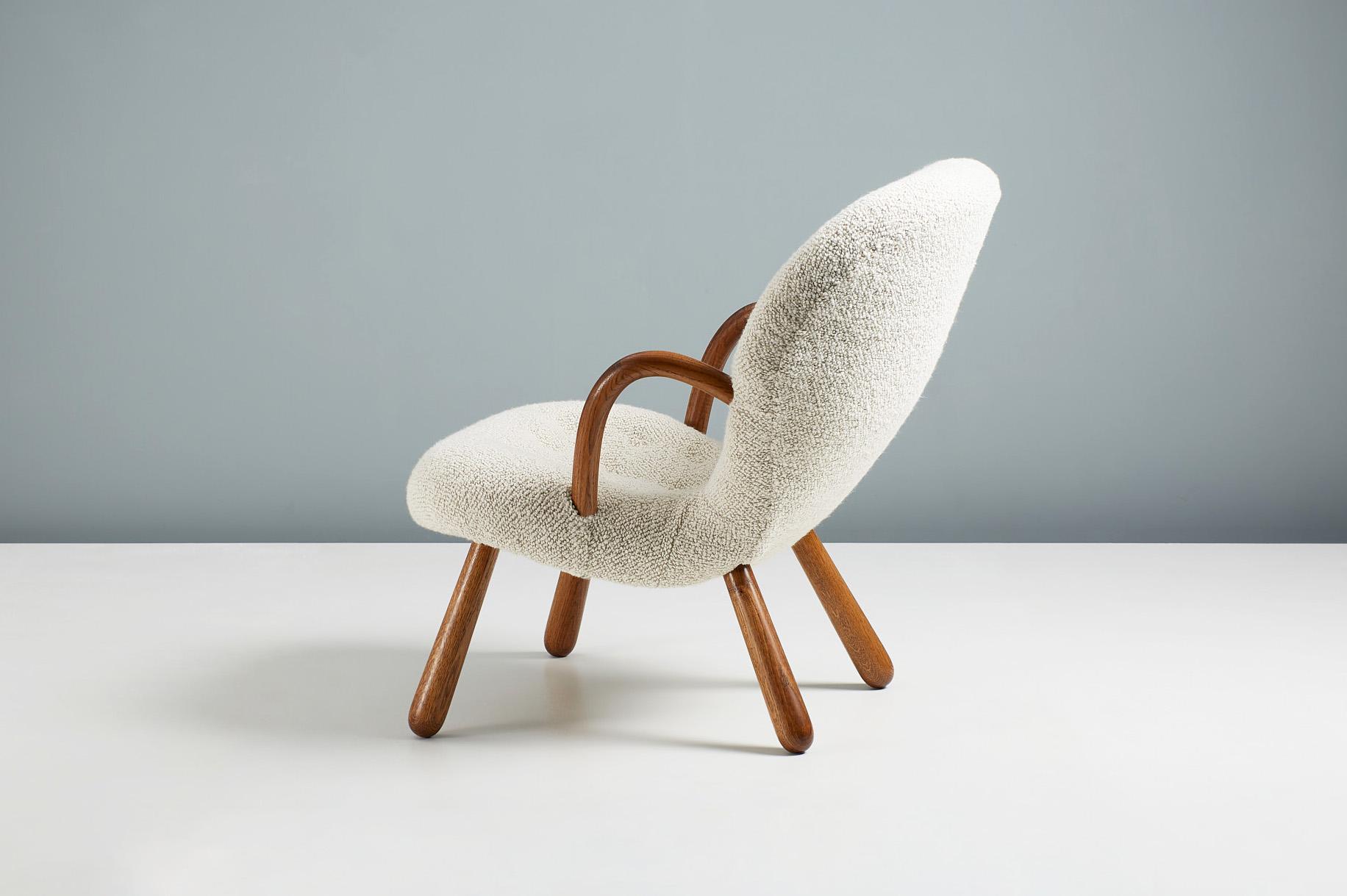 XXIe siècle et contemporain Réédition de la chaise Clam en peau de mouton d'Arnold Madsen en vente