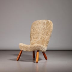 Arnold Madsen ‘Clam’ Chair in Honey Sheepskin, 1940s