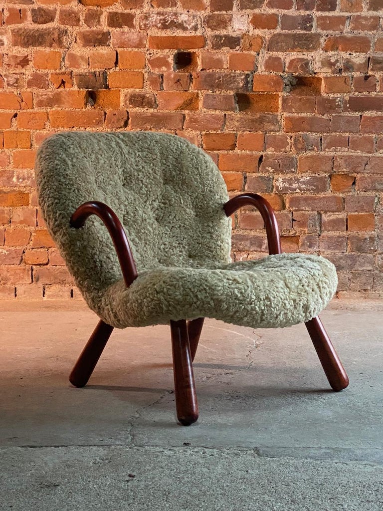 Arnold Madsen Clam Chair Muslingestole Norway, Circa 1950s at 1stDibs