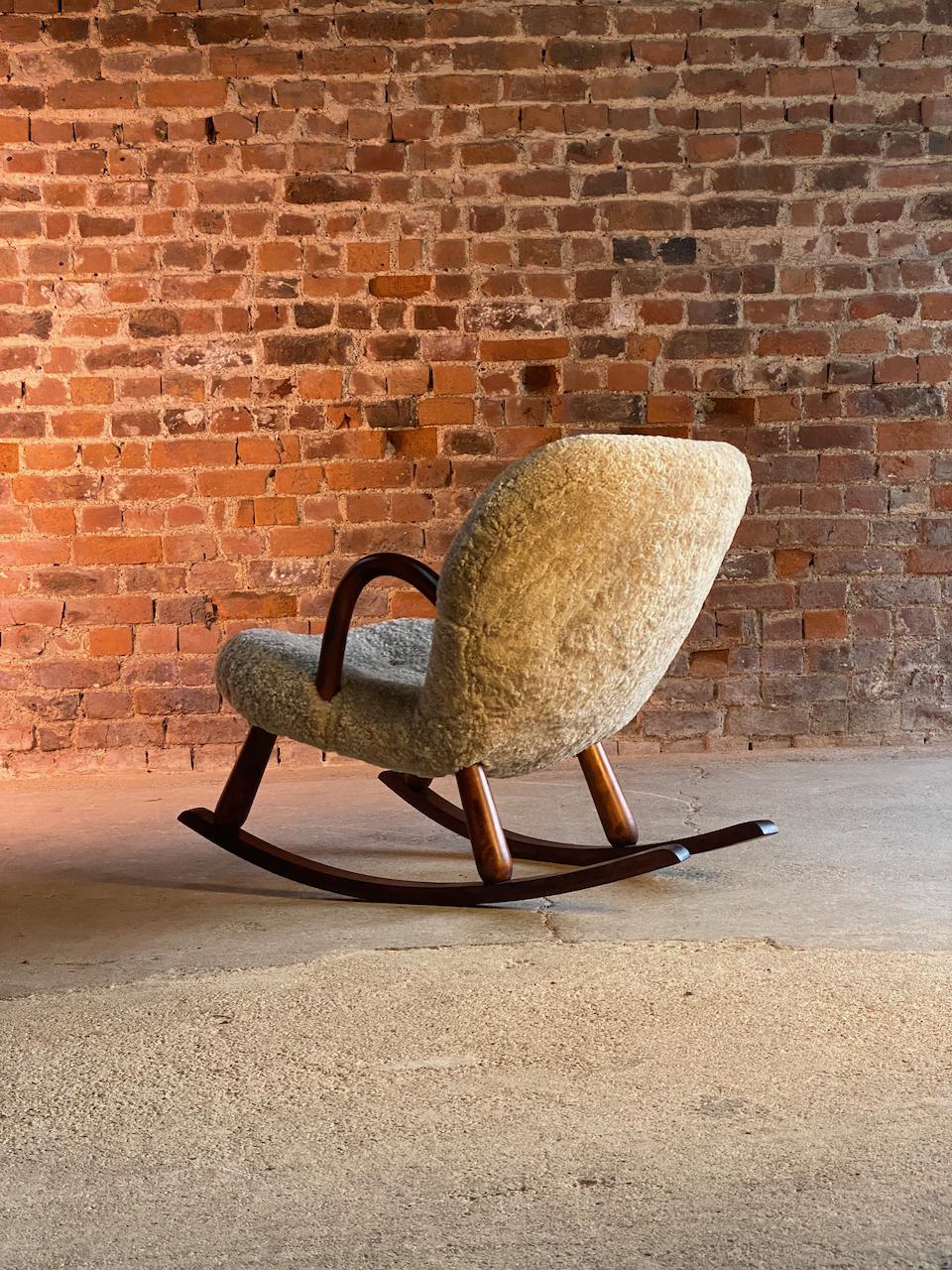 Mid-20th Century Arnold Madsen Clam Rocking Chair Norway, Circa 1950s
