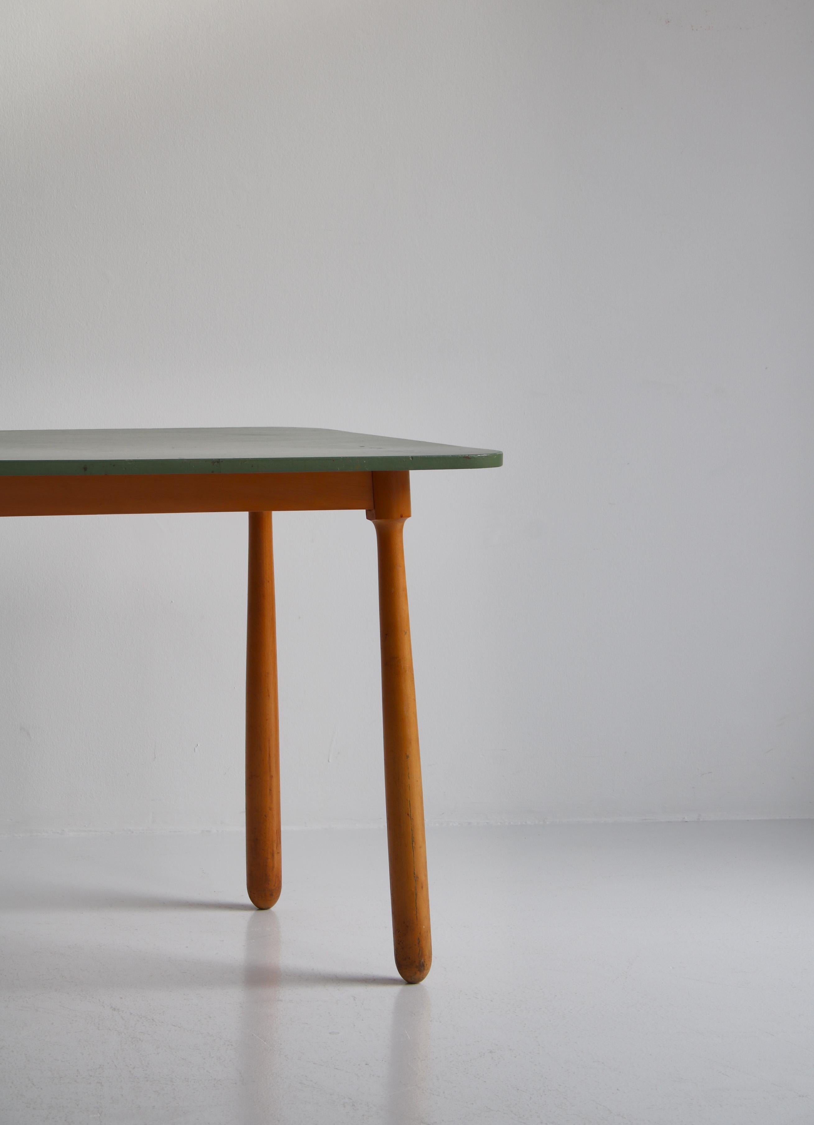 Arnold Madsen Club Legged Desk / Table in Beech, Scandinavian Modern, 1940s For Sale 1