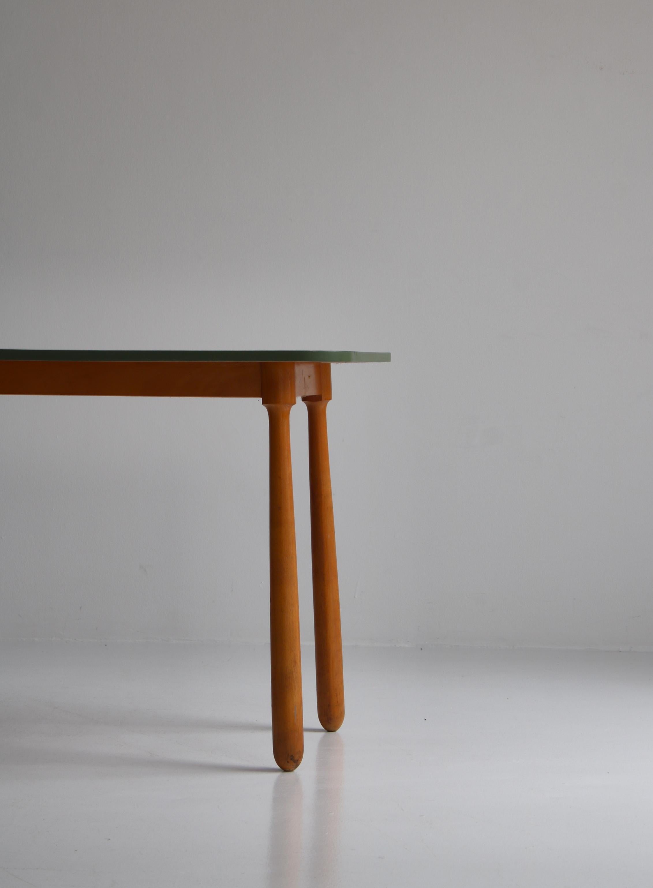 Arnold Madsen Club Legged Desk / Table in Beech, Scandinavian Modern, 1940s For Sale 4