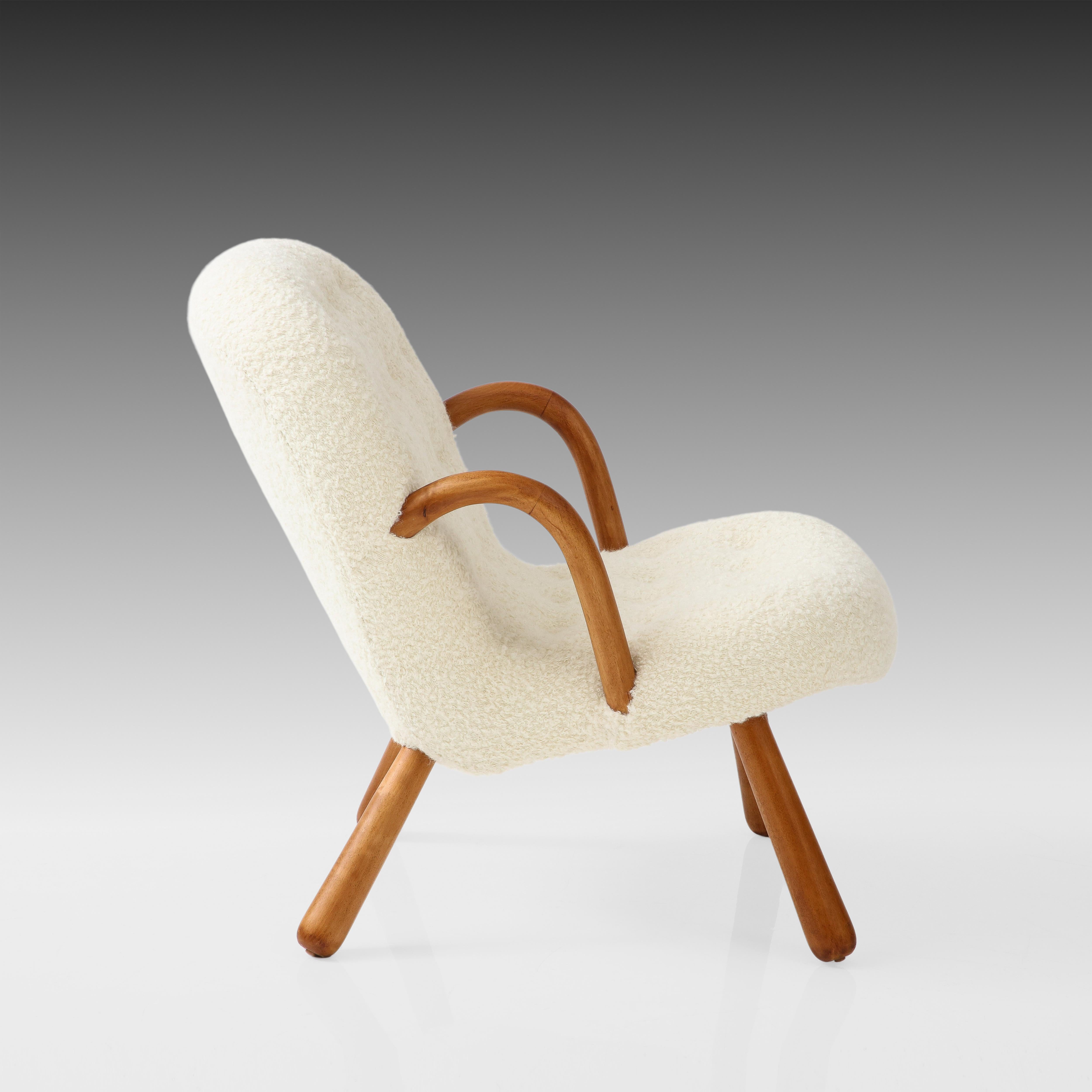 Arnold Madsen for Madsen & Schubell Rare Pair of Clam Chairs, Denmark, 1944 For Sale 5