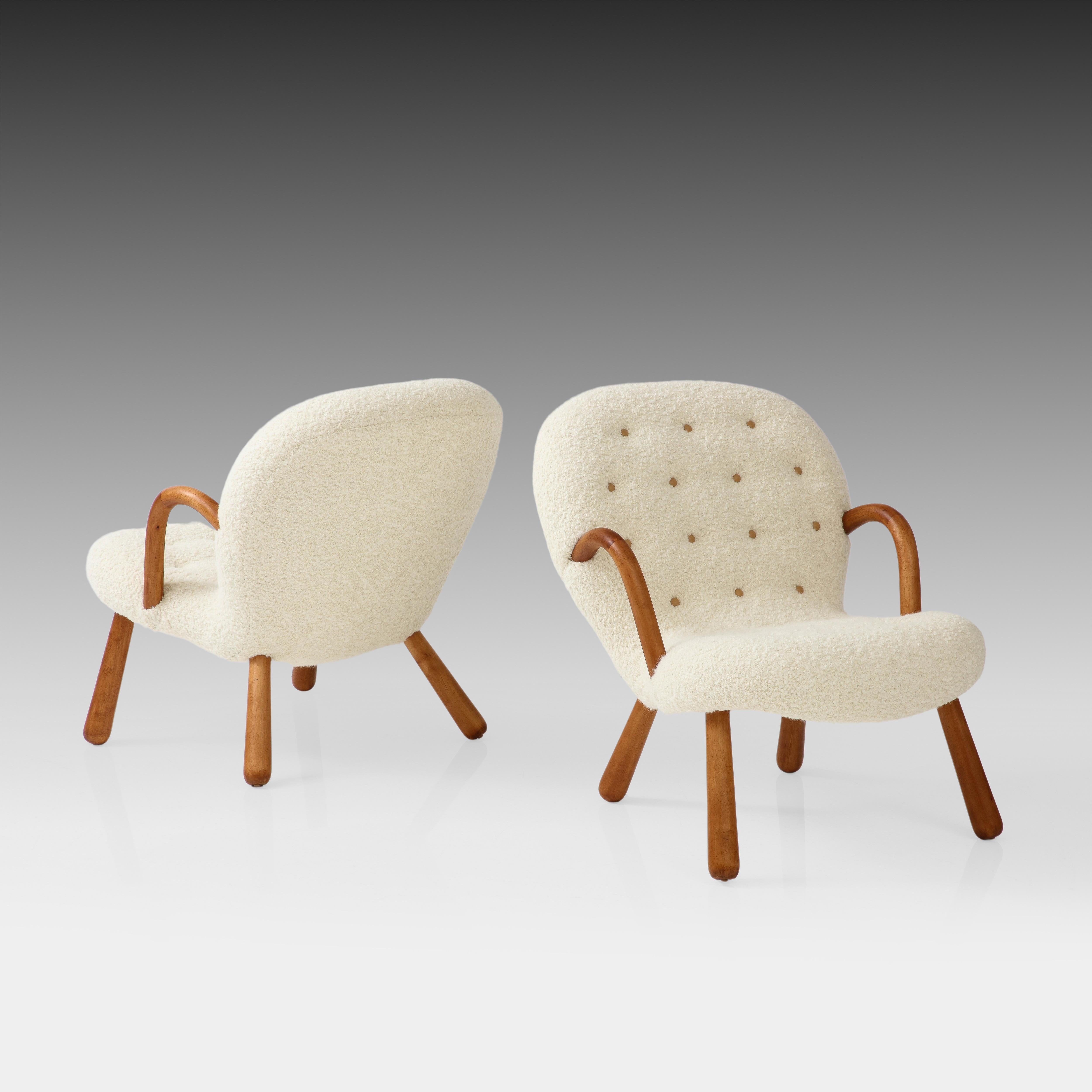 Arnold Madsen for Madsen & Schubell Rare Pair of Clam Chairs, Denmark, 1944 In Good Condition For Sale In New York, NY