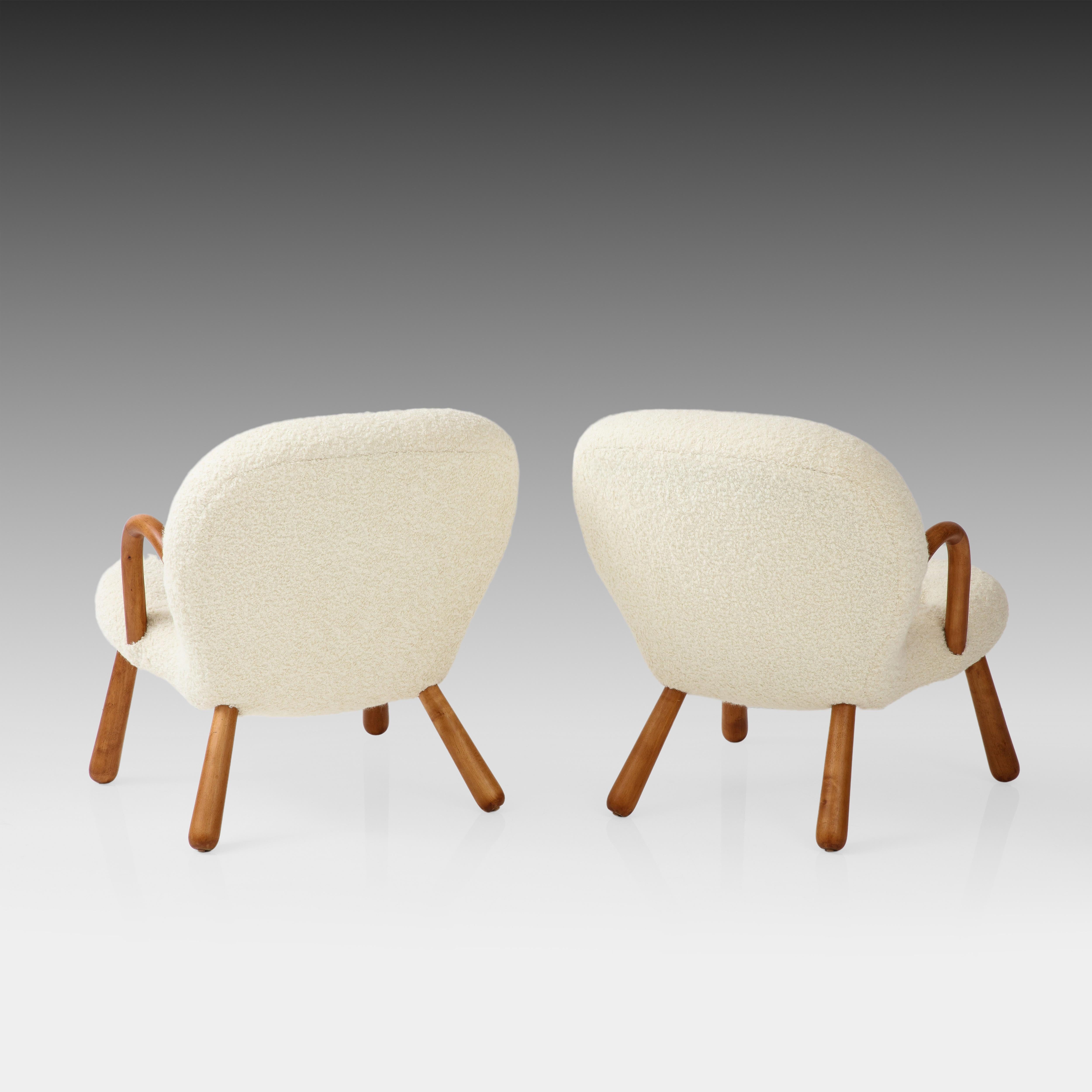 Mid-20th Century Arnold Madsen for Madsen & Schubell Rare Pair of Clam Chairs, Denmark, 1944 For Sale