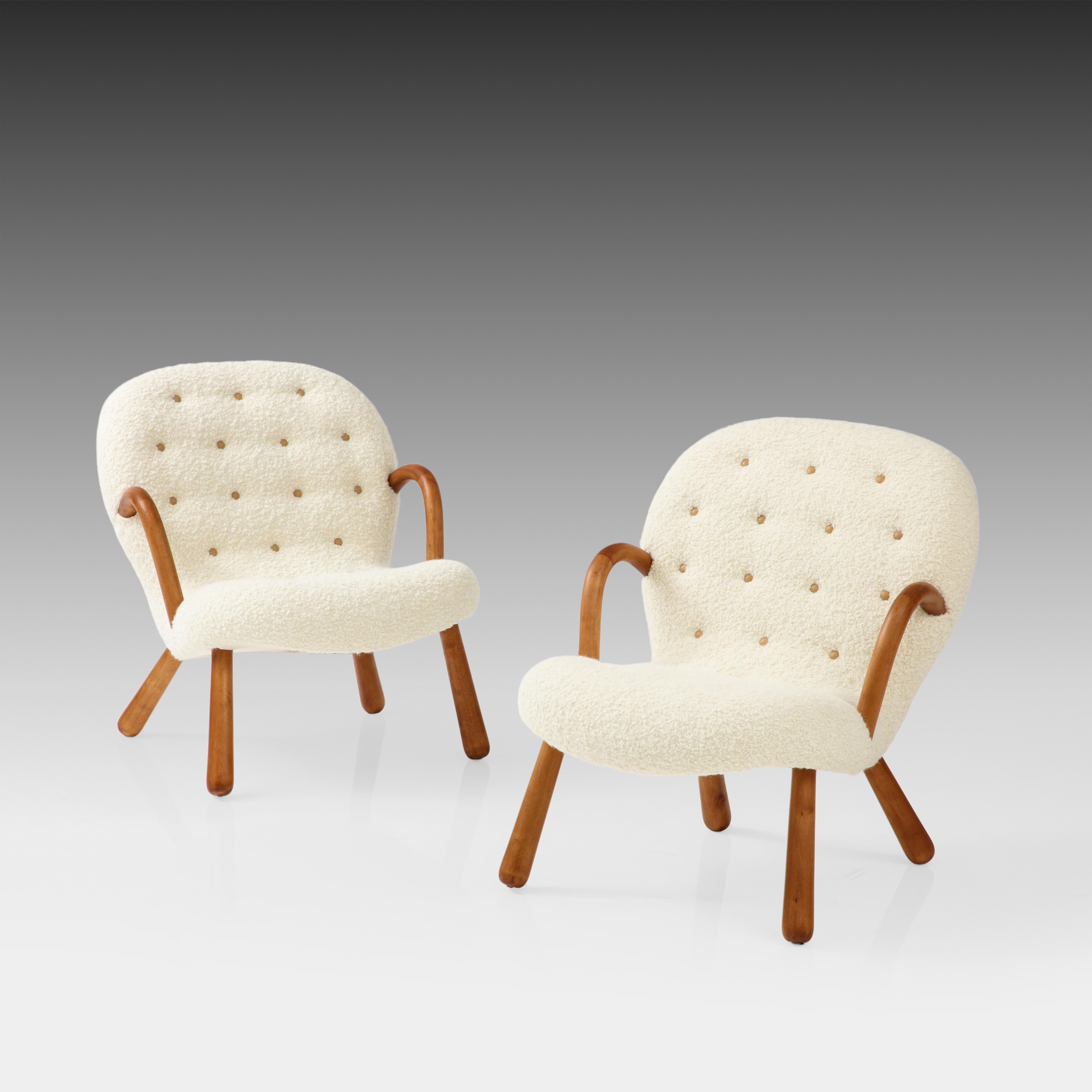 Arnold Madsen for Madsen & Schubell Rare Pair of Clam Chairs, Denmark, 1944 For Sale 1