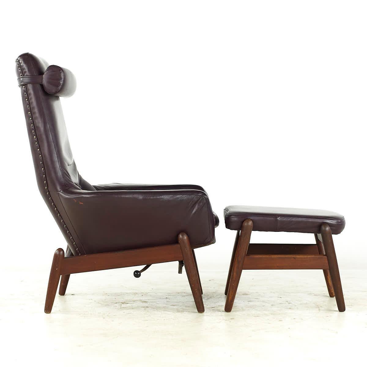 Upholstery Arnold Madsen Madsen and Schubell MCM MS-30 Danish Teak Easy Lounge Chair For Sale