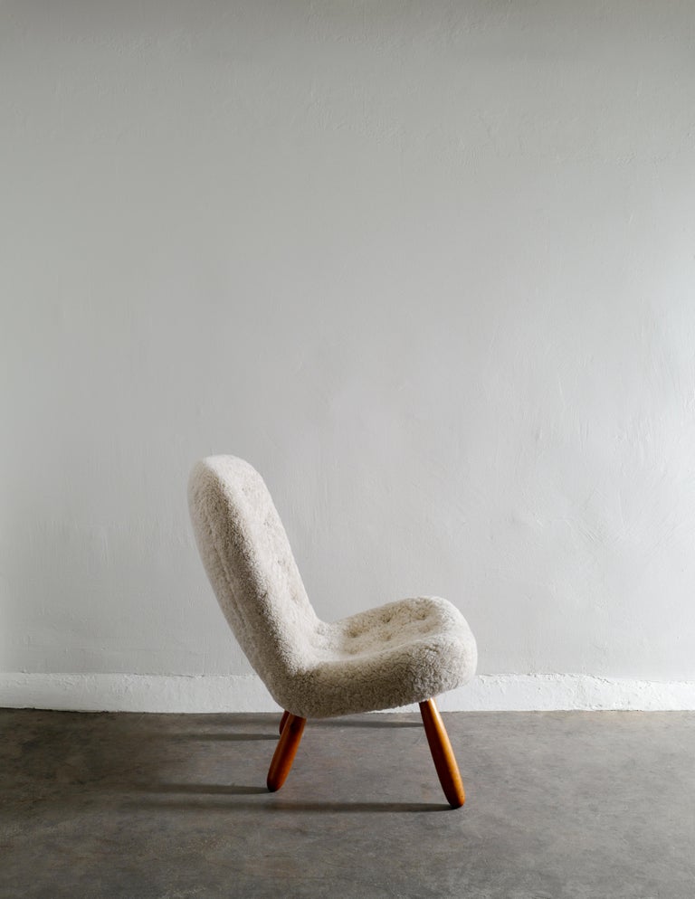 Mid-20th Century Arnold Madsen / Philip Arctander Clam Chair in Sheepskin Prod in Denmark, 1940s For Sale