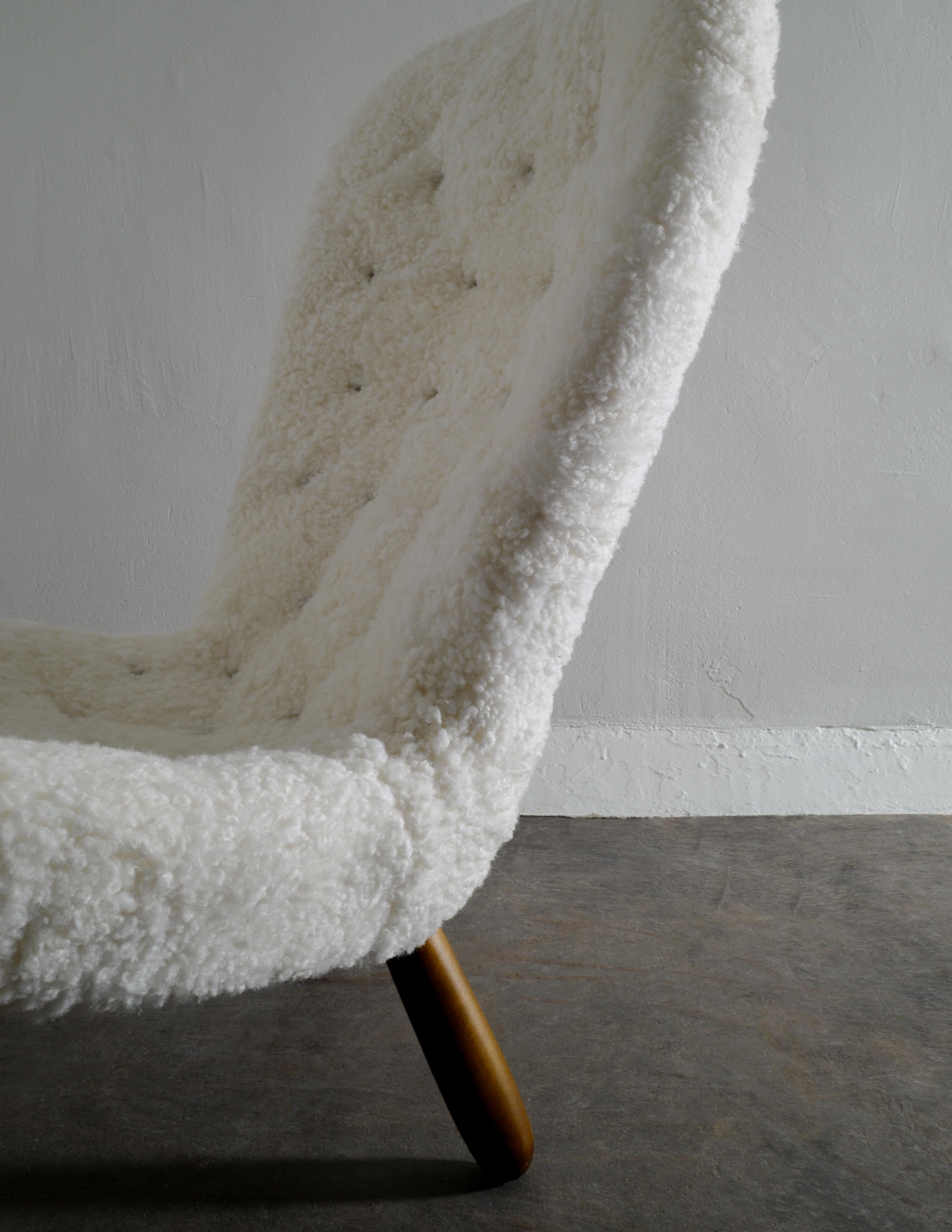 Mid-20th Century Arnold Madsen / Philip Arctander Clam Chair in Sheepskin Prod in Denmark, 1940s