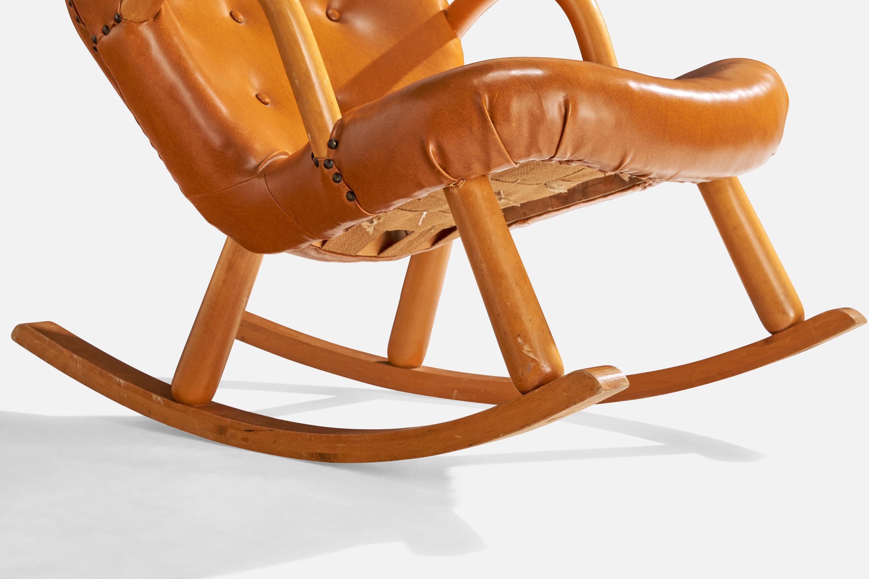 Arnold Madsen, Rocking Chair, Beech, Leatherette, Sweden, 1950s In Good Condition For Sale In High Point, NC