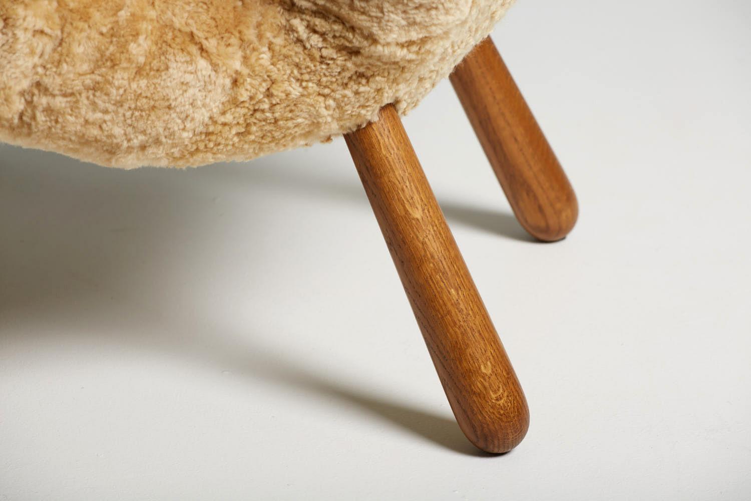 British Re-Edition Sheepskin Clam Chair by Arnold Madsen For Sale