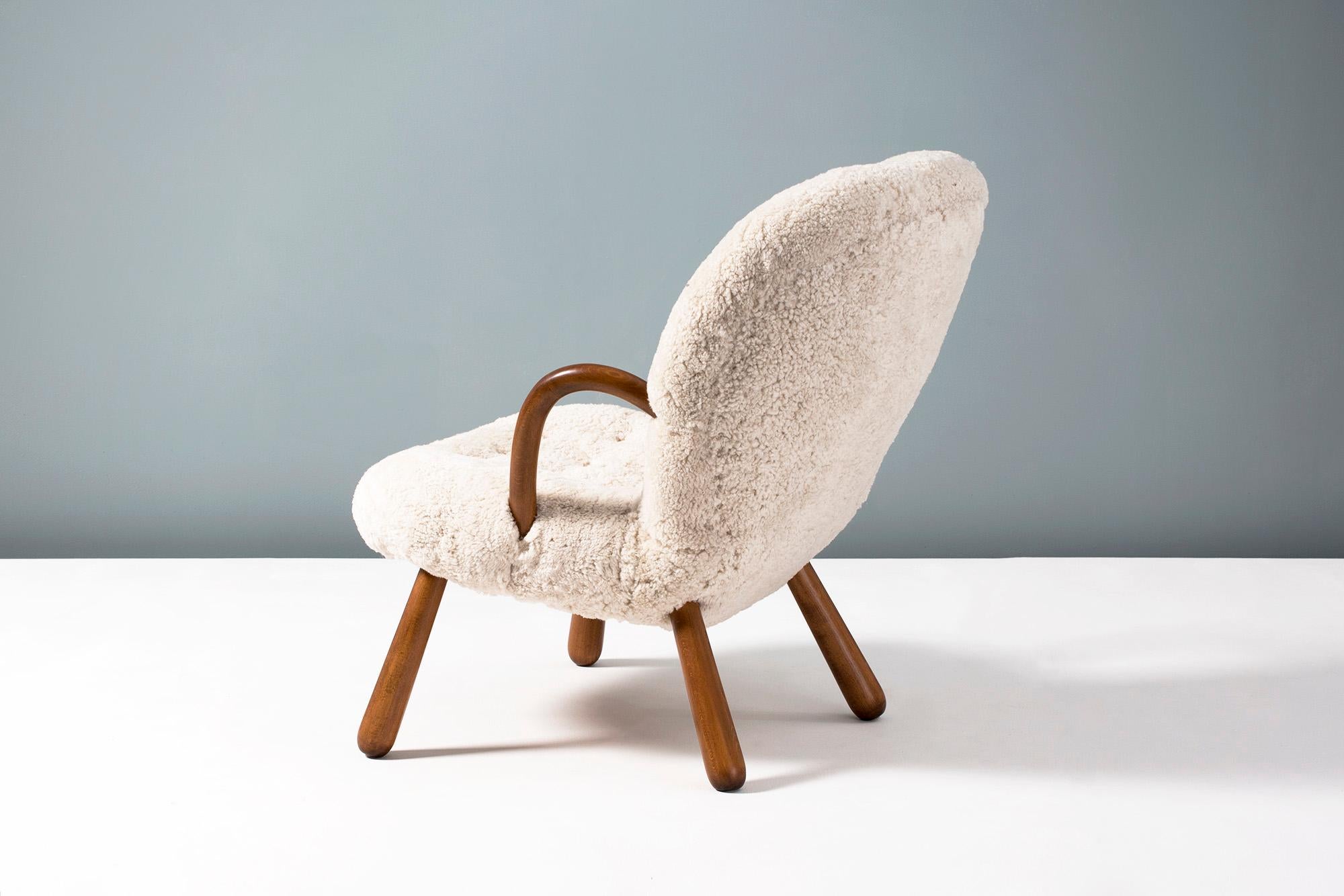Norwegian Arnold Madsen Sheepskin Clam Chair, 1950s
