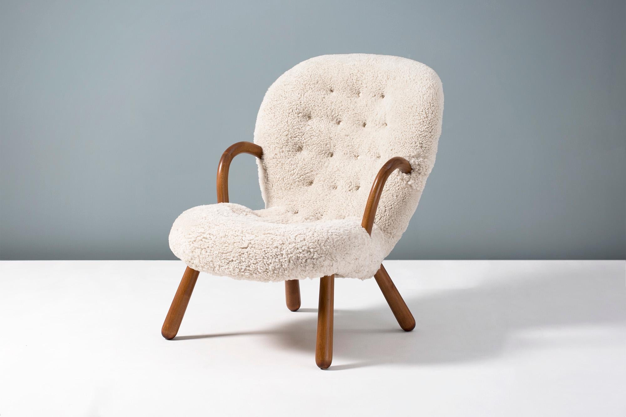 Arnold Madsen Sheepskin Clam Chair, 1950s In Excellent Condition In London, GB