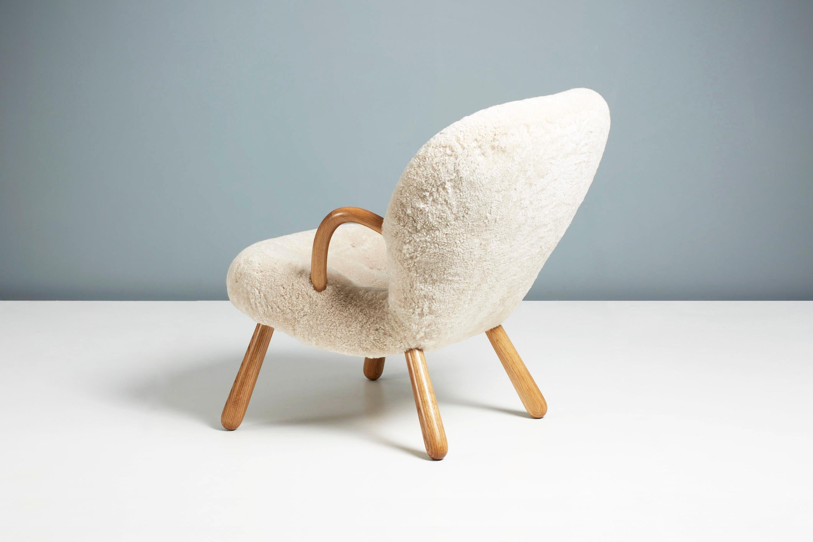Contemporary Re-Edition Sheepskin Clam Chair by Arnold Madsen