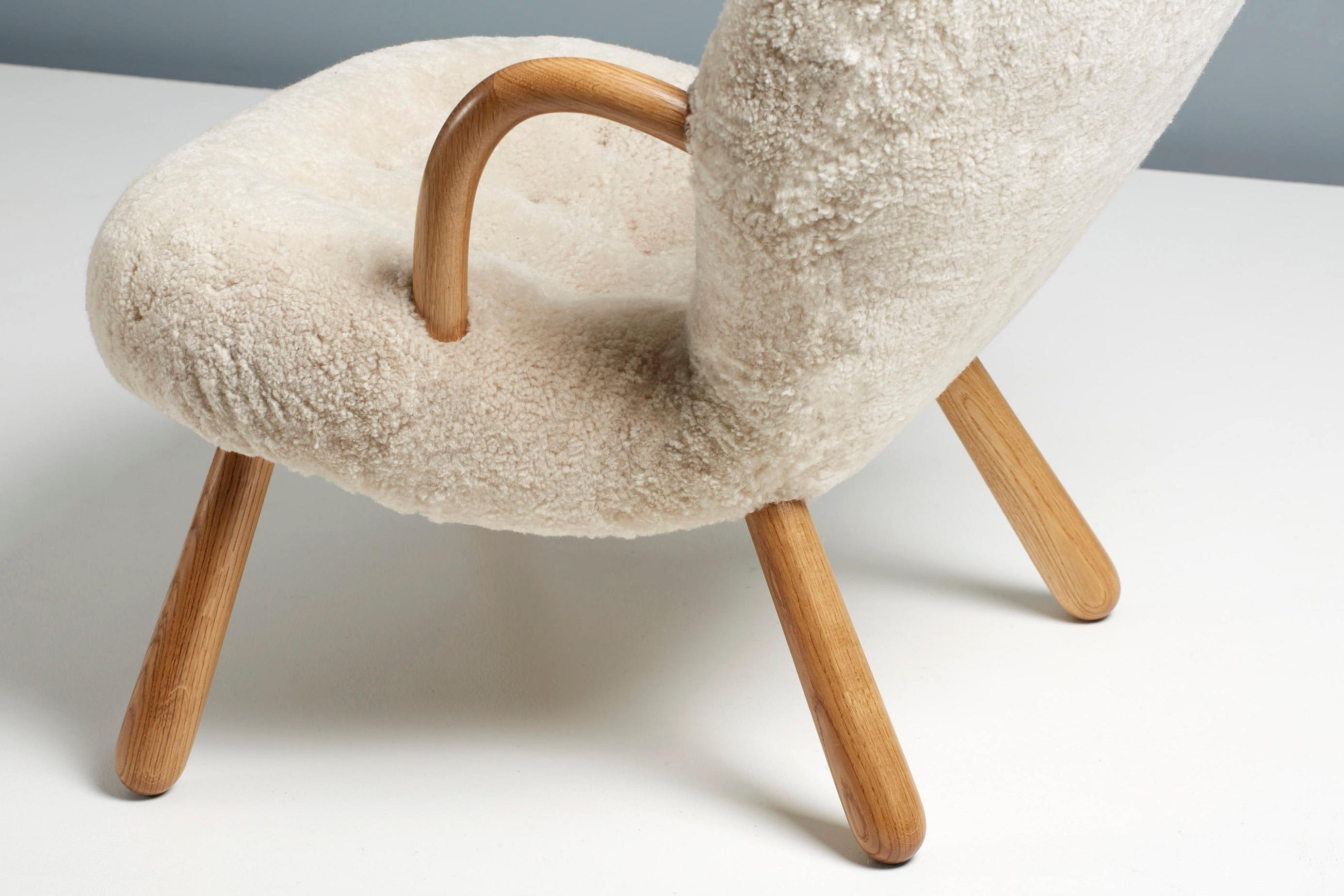 Sedia in pelle di pecora Re-Edition Clam Chair di Arnold Madsen in vendita 2
