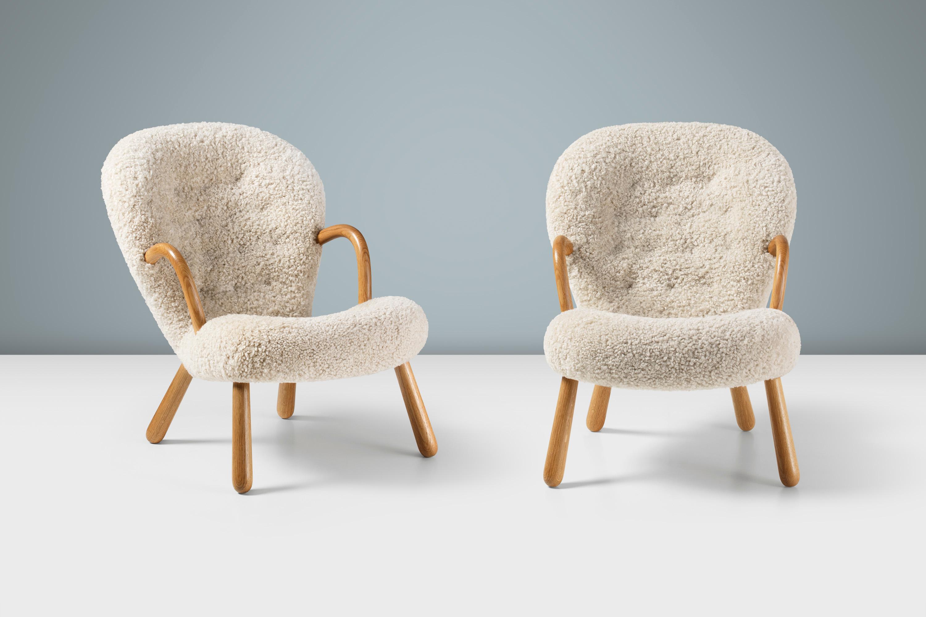 Offizielle Neuauflage des legendären Clam Chair von Arnold Madsen.

Der Clam Chair wurde 1944 von dem dänischen Polsterer Arnold Madsen in Kopenhagen entworfen. 1945 gründete Arnold zusammen mit dem Tischler Henry Schubell die Möbelfirma Madsen &