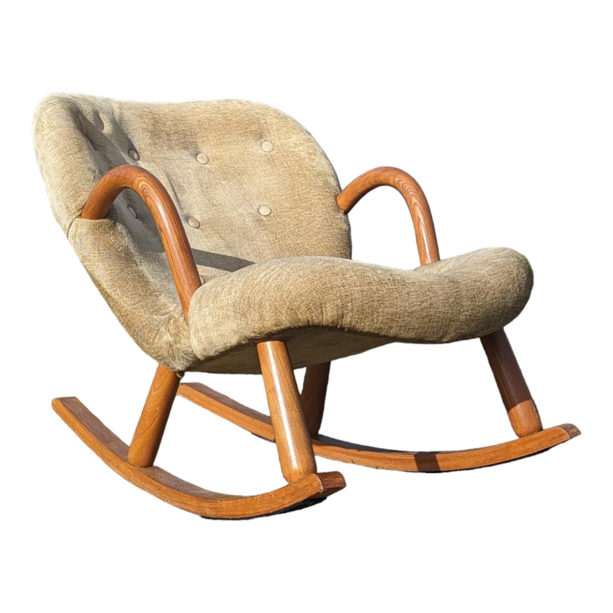 Rare Arnold Madsen Attributed Clam Rocking Chair circa 1960s For Sale 1