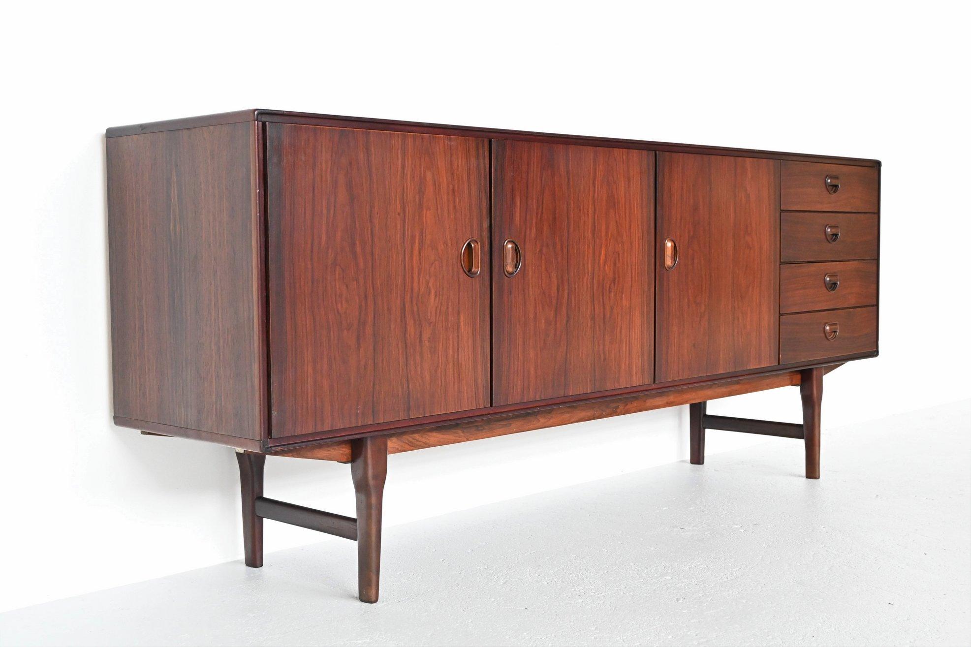 Arnold Merckx Jr. Rosewood Sideboard Fristho, Netherlands, 1969 In Good Condition In Etten-Leur, NL