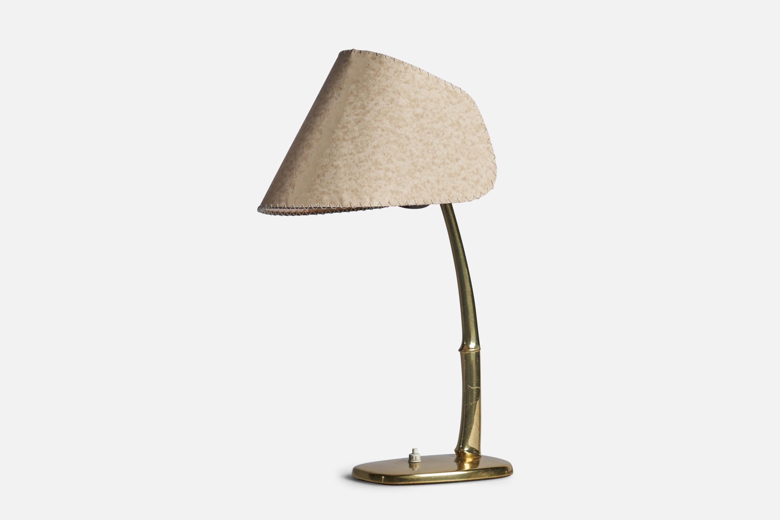 
A brass and paper table lamp designed by Arnold Poell and produced by J.T. Kalmar, Austria, 1950s.
Overall Dimensions (inches): 17.75” H x 4.65” W x 6.25” D
Bulb Specifications: E-26 Bulb
Number of Sockets: 1
All lighting will be converted for US