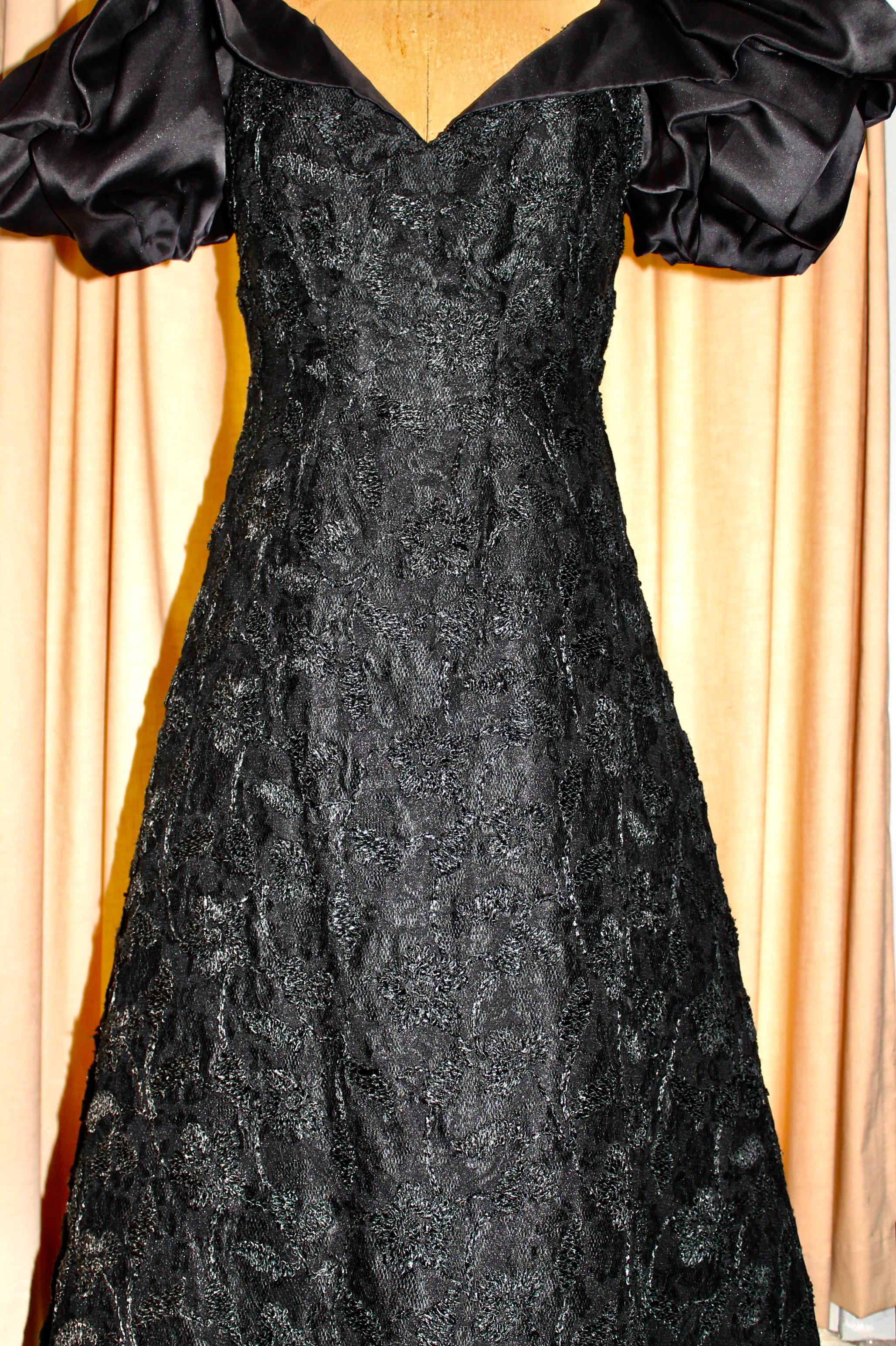 Arnold Scaasi Boutique Black 1980's Evening Gown en vente 2