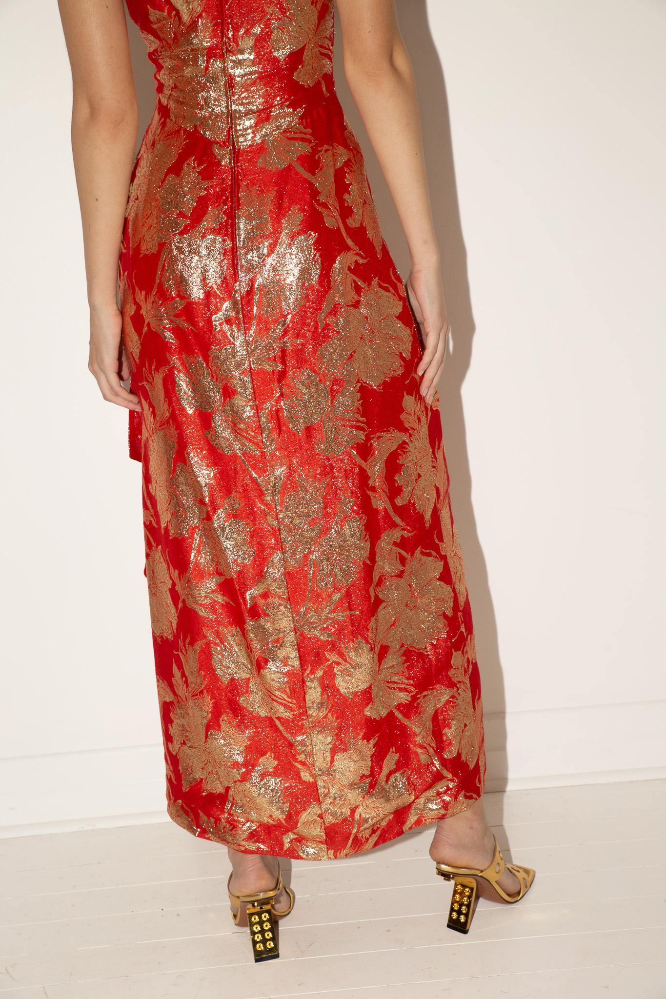 Arnold Scaasi Couture 1960 - Robe drapée en brocart de soie métallisée en vente 4