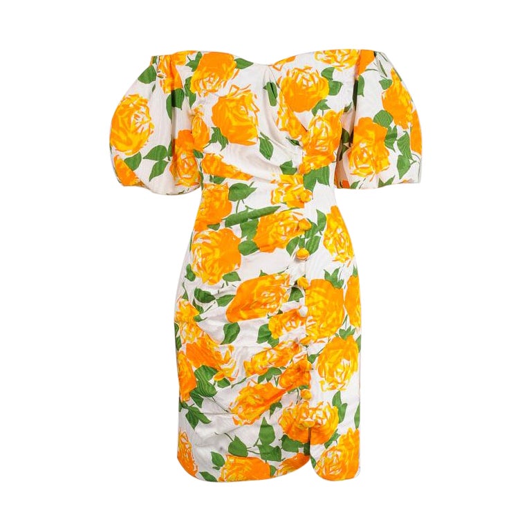 Arnold Scaasi - Robe de cocktail à épaules dénudées et froncée à imprimé floral en vente