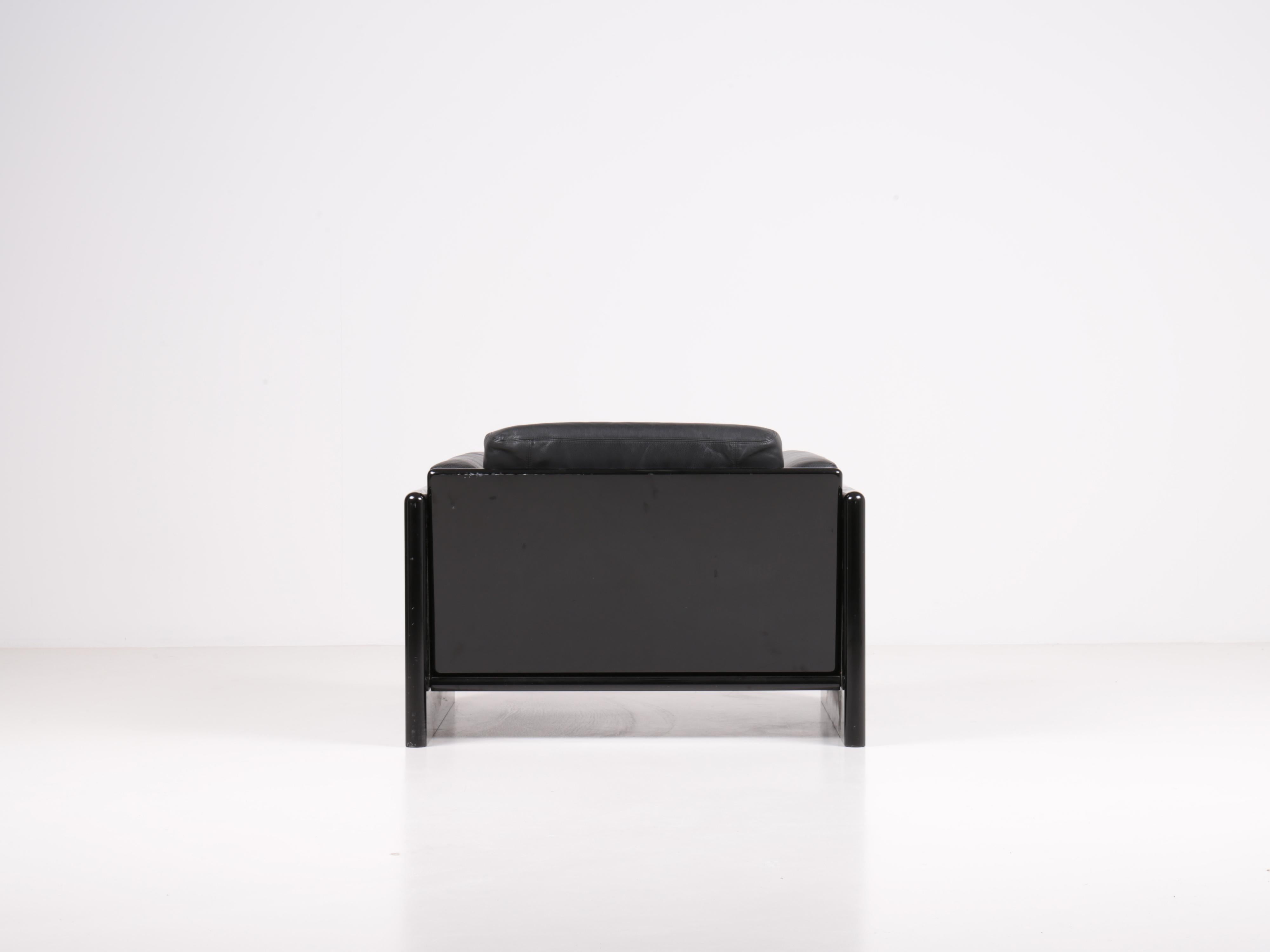 Mid-Century Modern Fauteuil Arnolfo en cuir par Ufficio Progetti Gavina, 1971 en vente