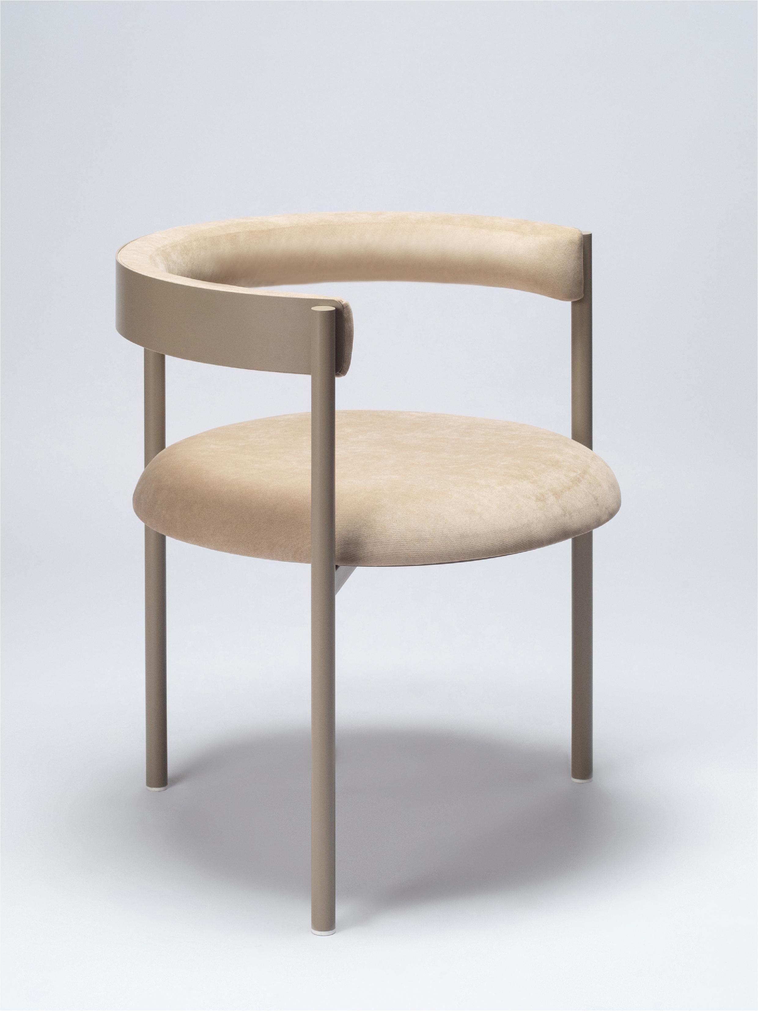 ARO Contemporary Stuhl aus Stahl und Samtpolsterung von Ries im Angebot 4