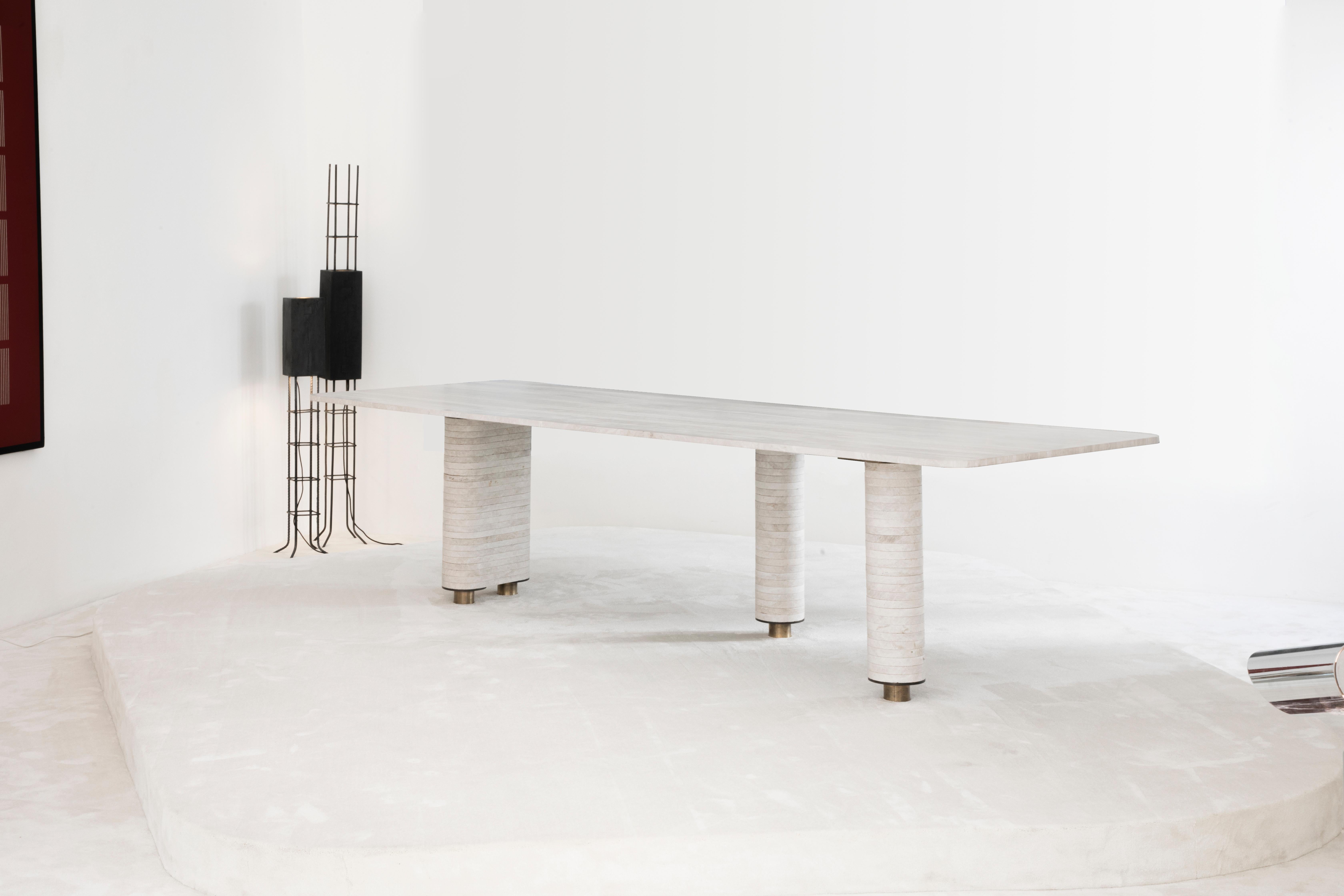 Aro dining table by Atra Design
Limites Edition of 5
Dimensions: D 280 x W 110 x H 73.6 cm
Materials: Taj Mahal marble, brass

Atra Design
We are Atra, a furniture brand produced by Atra form a mexico city–based high end production facility