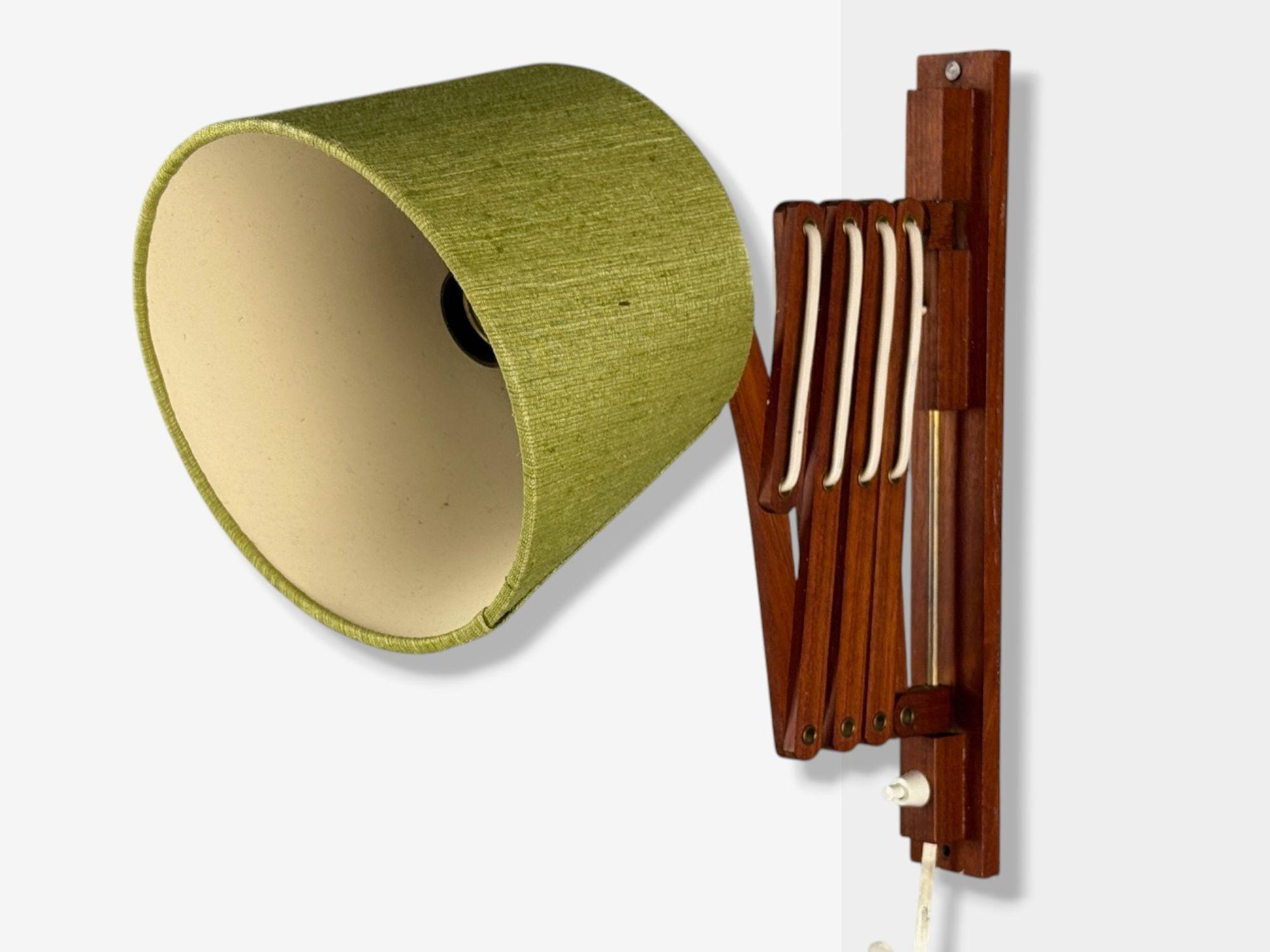 Tedesco Aro Leuchten, Teak, Ottone, Fabrice, Applique a forbice, Germania, anni '60 in vendita