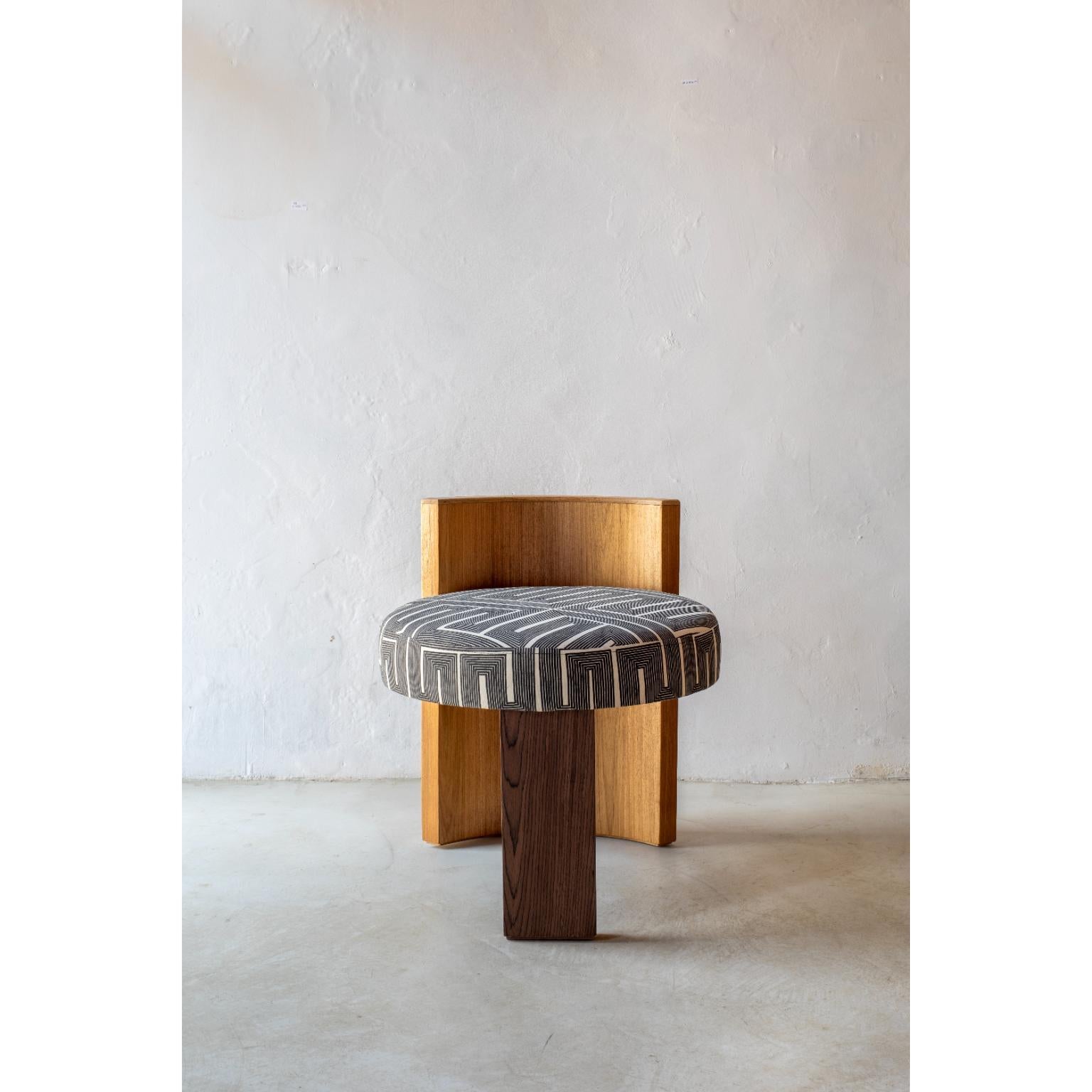 Aro Stool by Gabriela Campos In New Condition For Sale In Geneve, CH