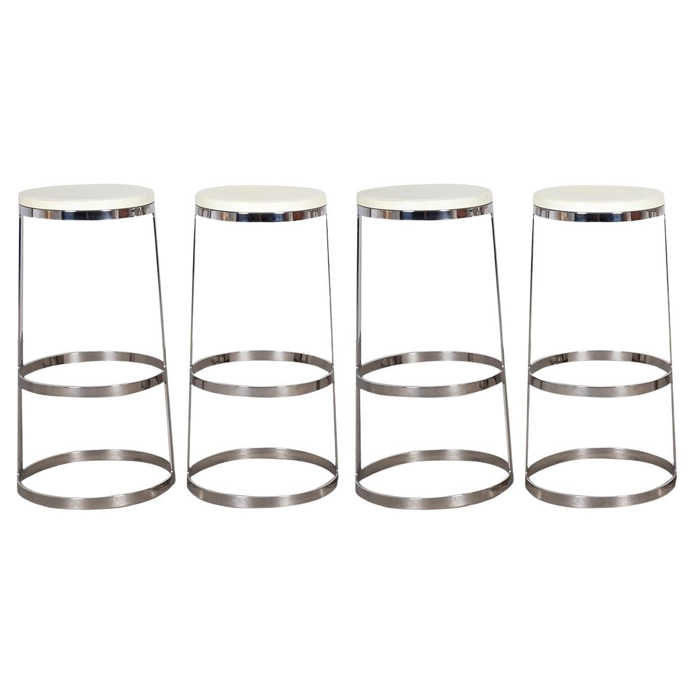 Sgabelli da bar girevoli Aro Four di Lievore Altherr Molina per Bernhardt Design