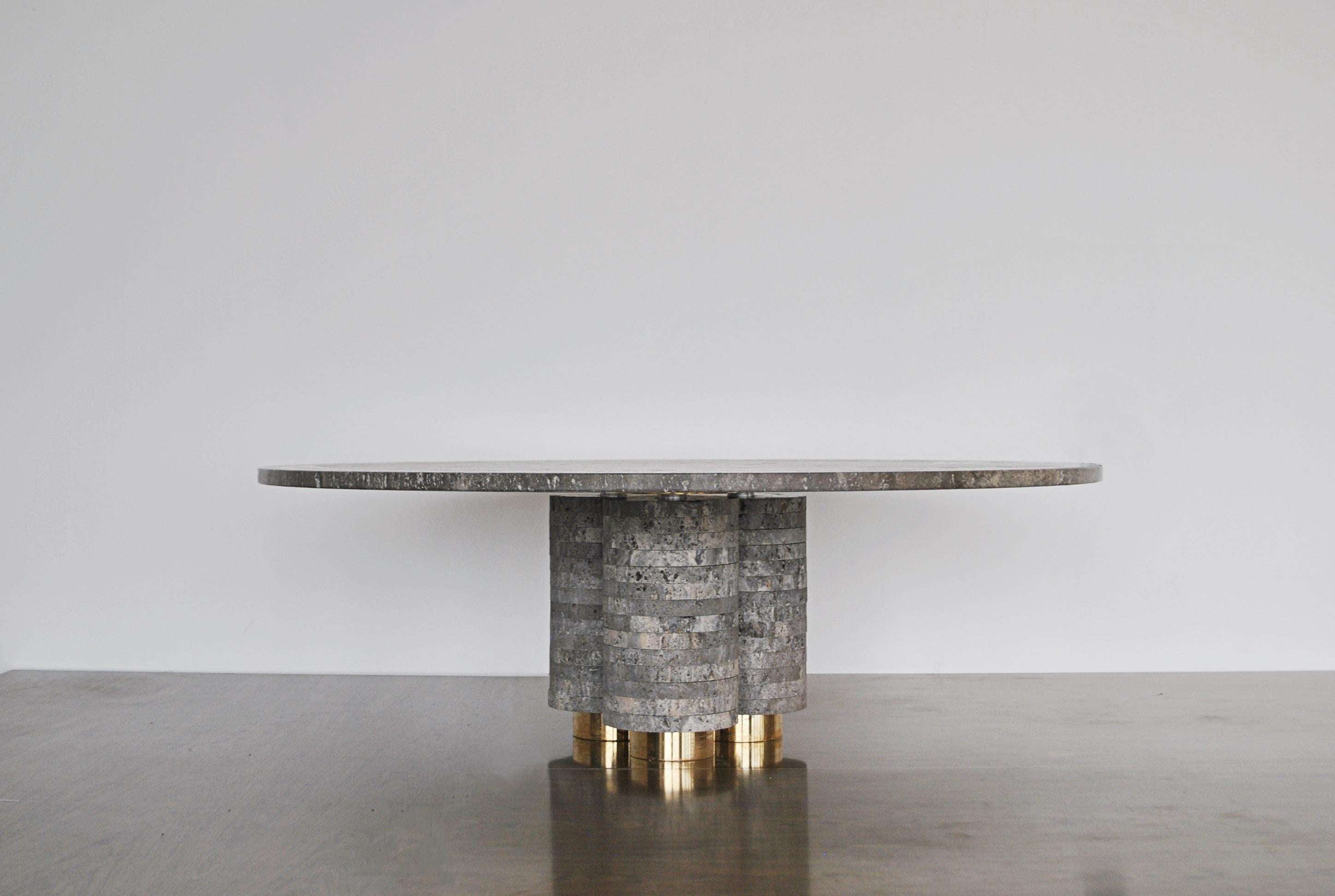 Aro travertine coffee table by Atra Design
Dimensions: D 100 x H 35 cm
Materials: Travertine marble, brass
Other marbles and size available.

Atra Design
We are Atra, a furniture brand produced by Atra form a mexico city–based high end