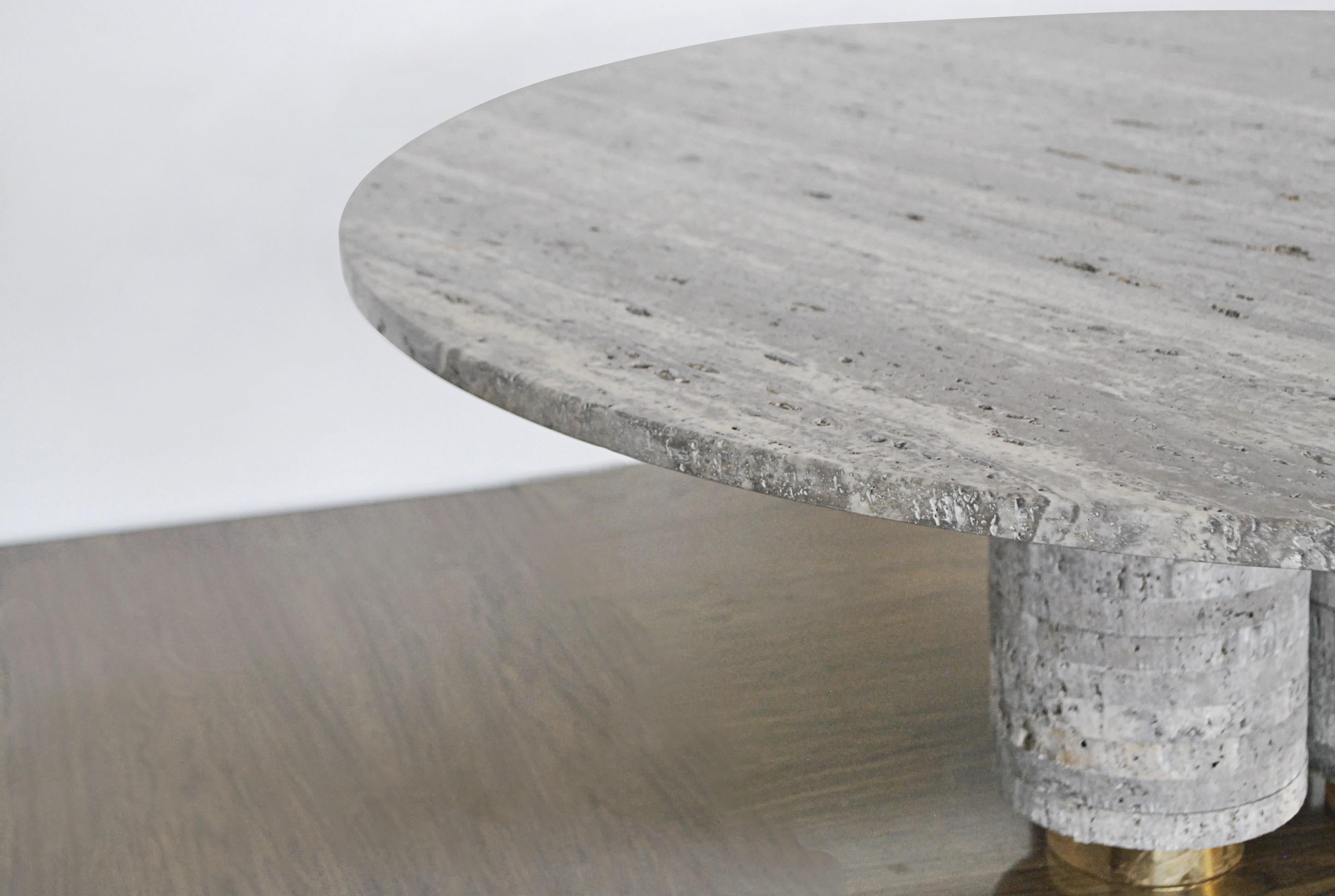 Table basse en travertin Aro par Atra Design Neuf - En vente à Geneve, CH