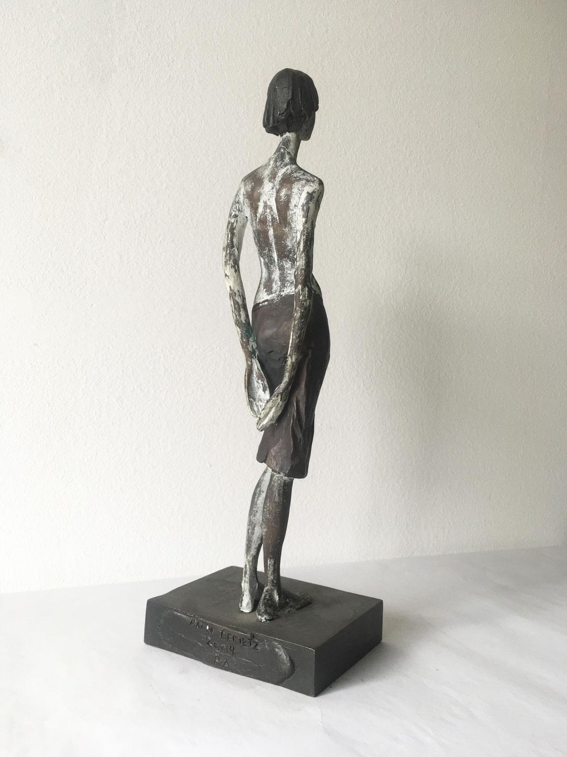 Italy Cast Lost Wax Woman Figurine Bronze Sculpture by Aron Demetz Guardando For Sale 8