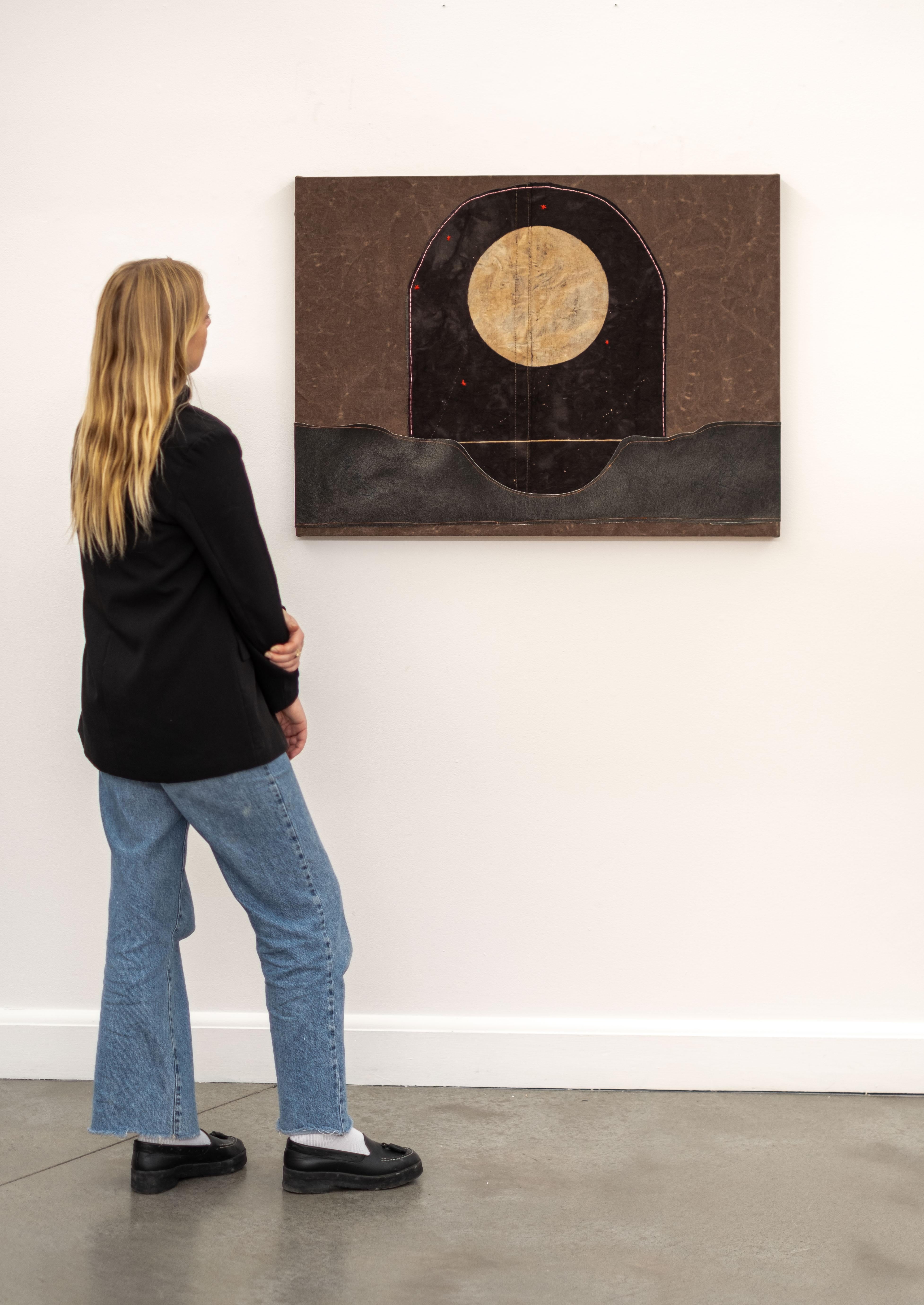 Arco di accesso all'aldilà - collage di forme, acrilico e inchiostro su tela in vendita 6