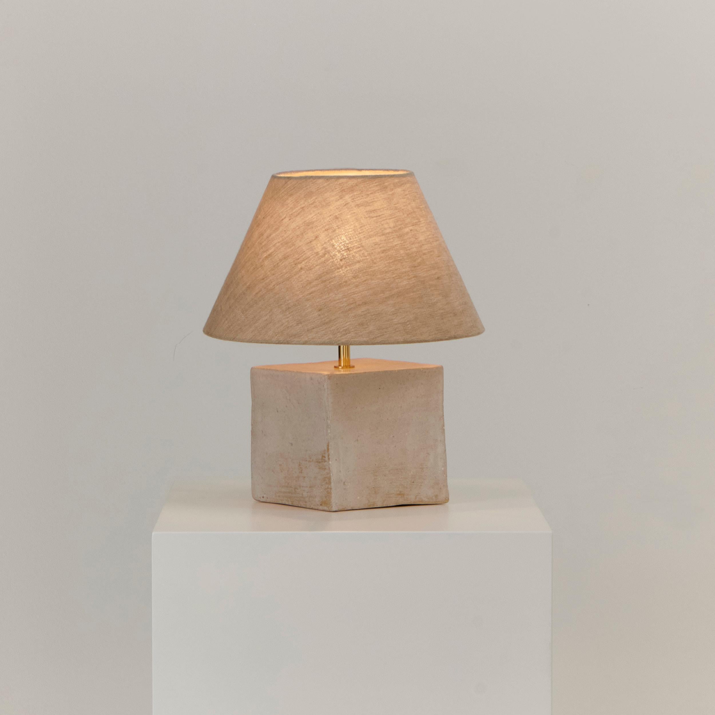 Arouca Table Light In New Condition For Sale In Macieira de Sarnes, PT