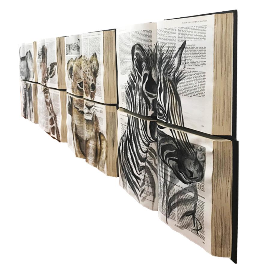 Bellissima pittura ad acqua di animali da bambino su tela di libro - Painting Moderno di Arozarena De La Fuente