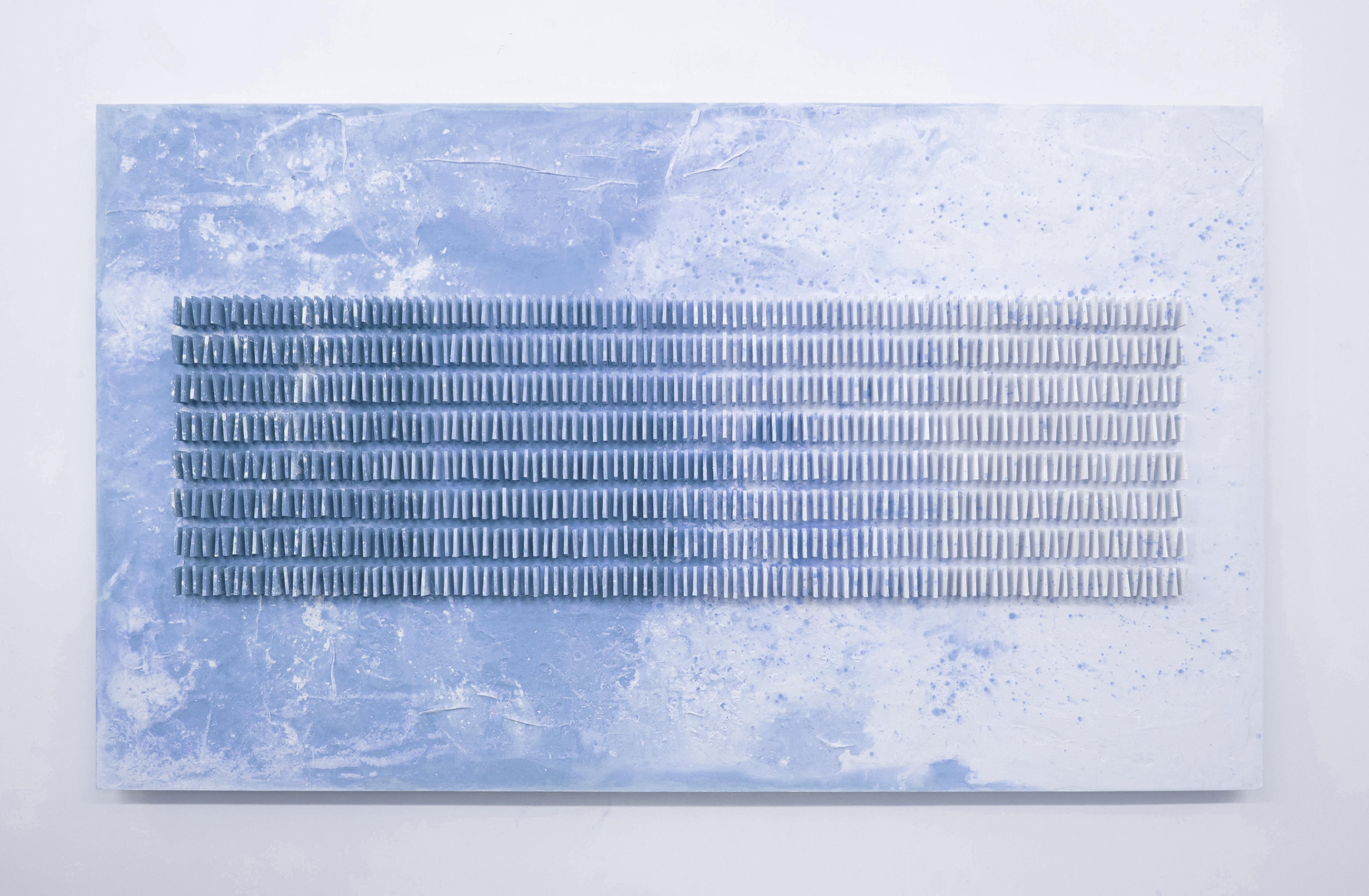 Arozarena De La Fuente Abstract Painting - Polar Colored Encounter in BLUES