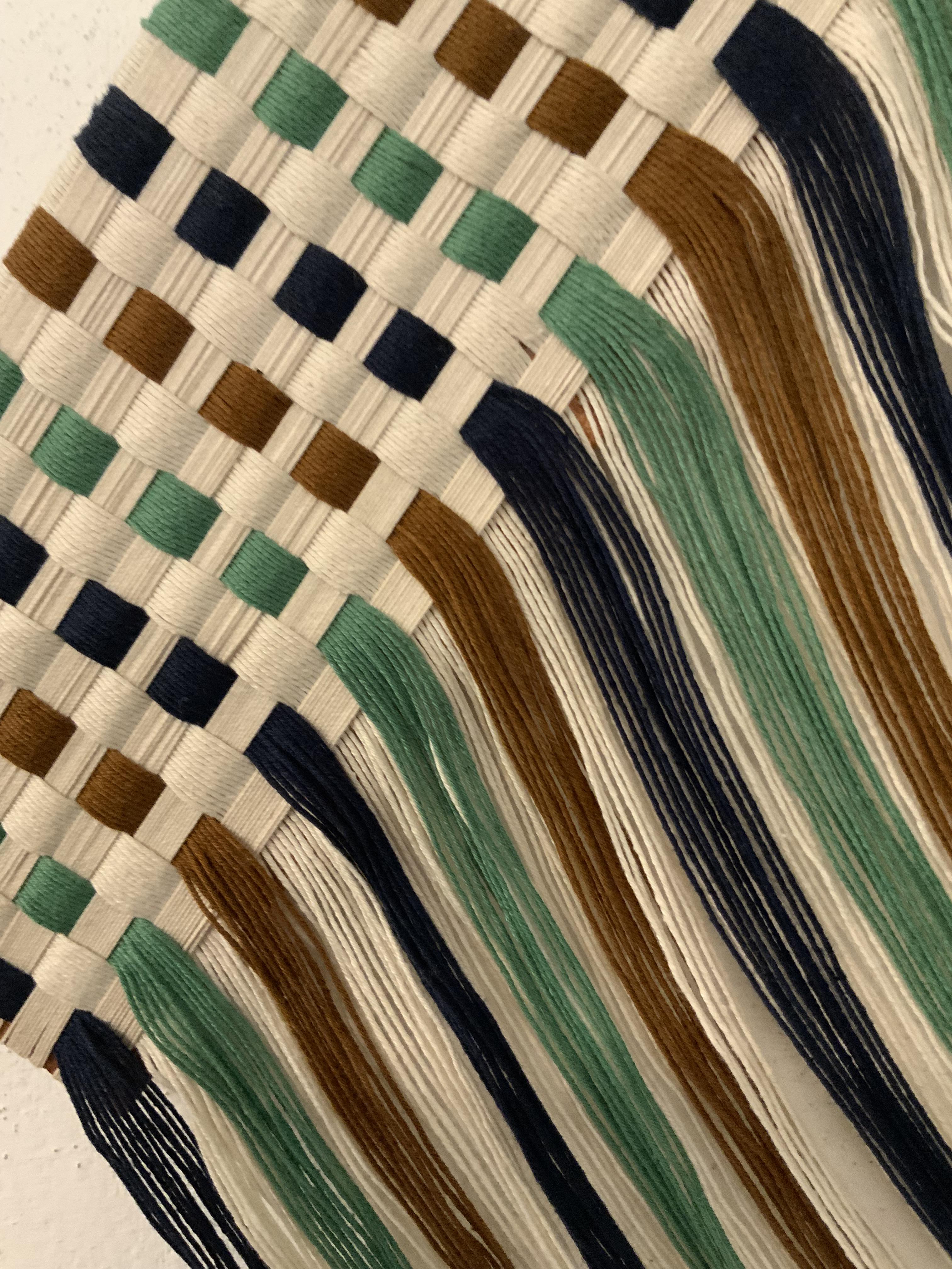 Beautiful Wooven Neutral Colored Piece  - Contemporary Sculpture by Arozarena De La Fuente