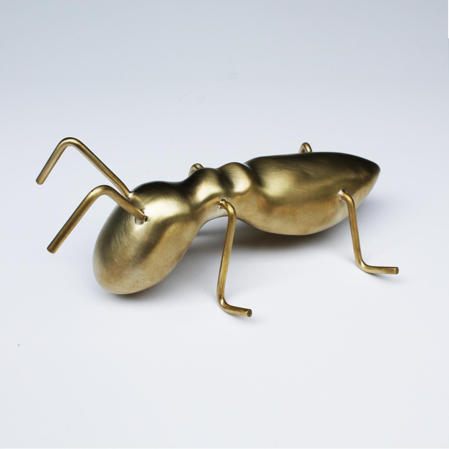 Goldener Ameisengeweih Dekorative Tisch-Skulptur (Zeitgenössisch), Sculpture, von Arozarena De La Fuente